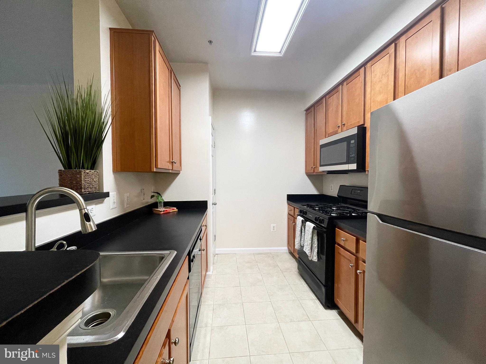 4862 EISENHOWER AVENUE 269