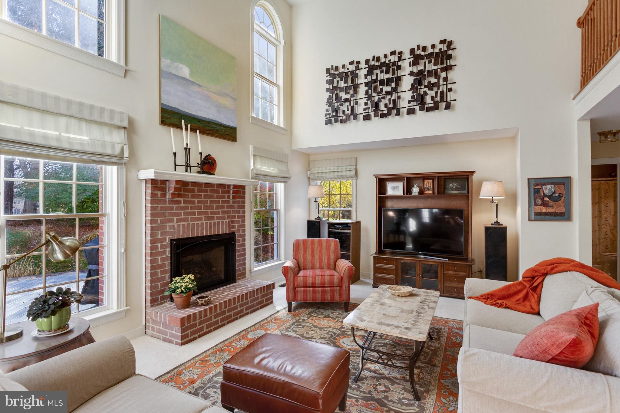 HOBBITS GLEN - Residential