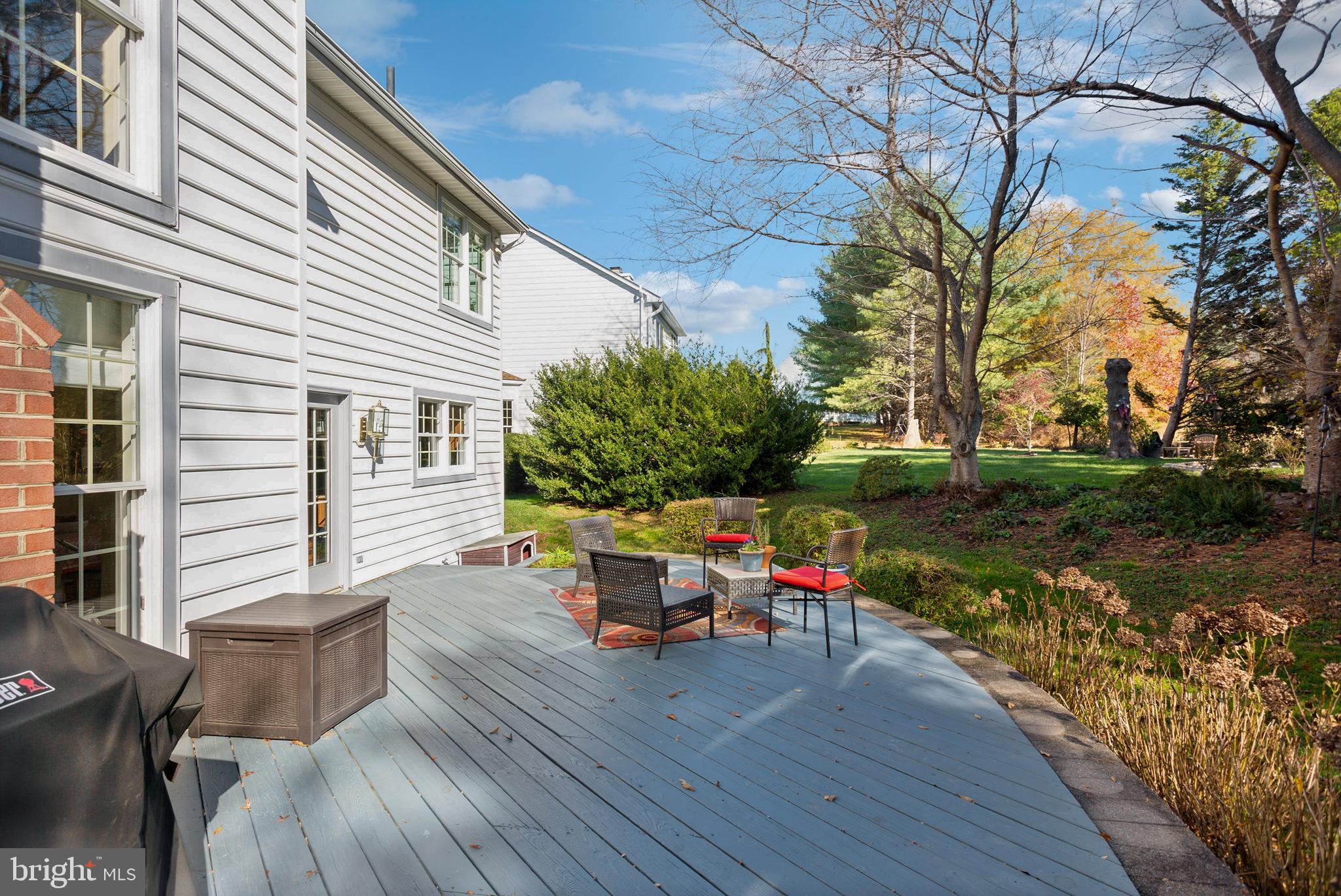 HOBBITS GLEN - Residential