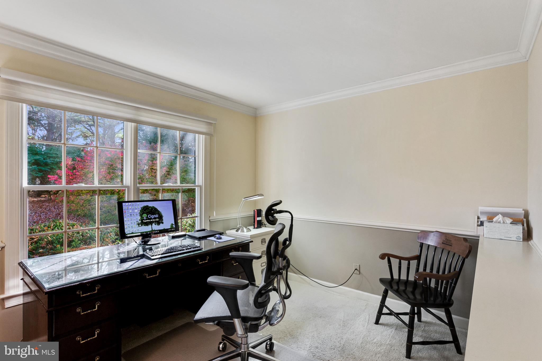 HOBBITS GLEN - Residential