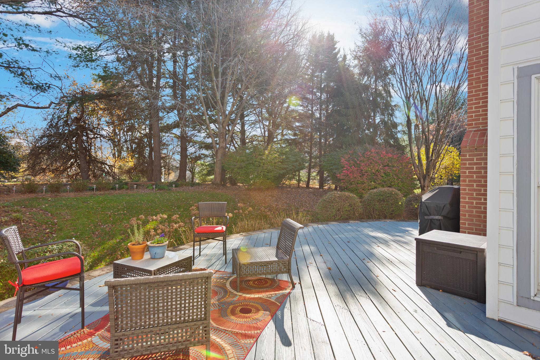 HOBBITS GLEN - Residential