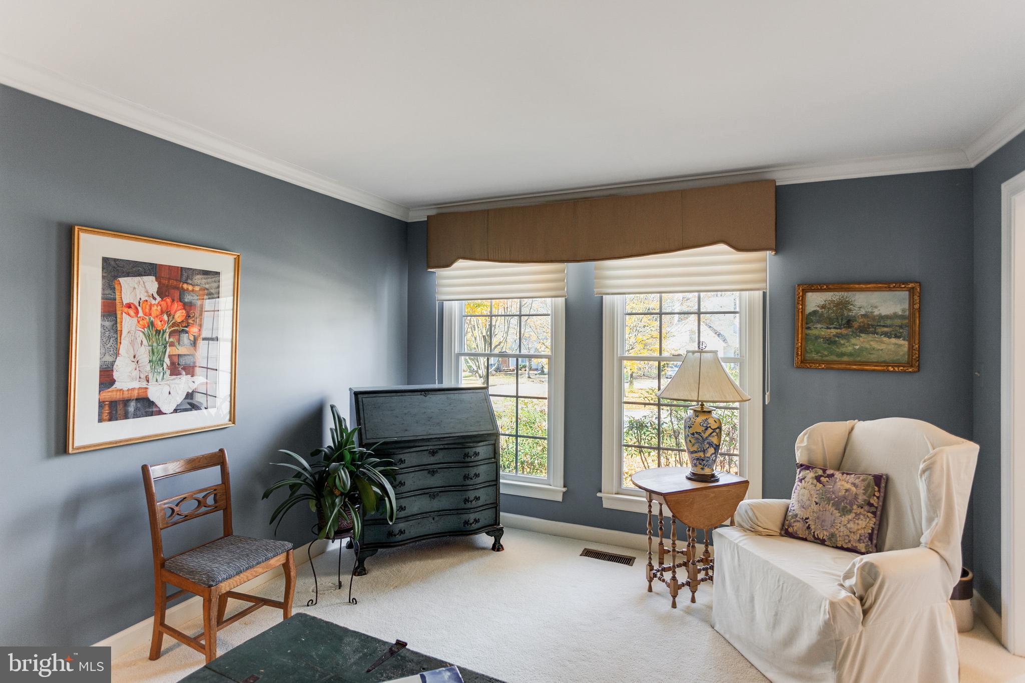 HOBBITS GLEN - Residential