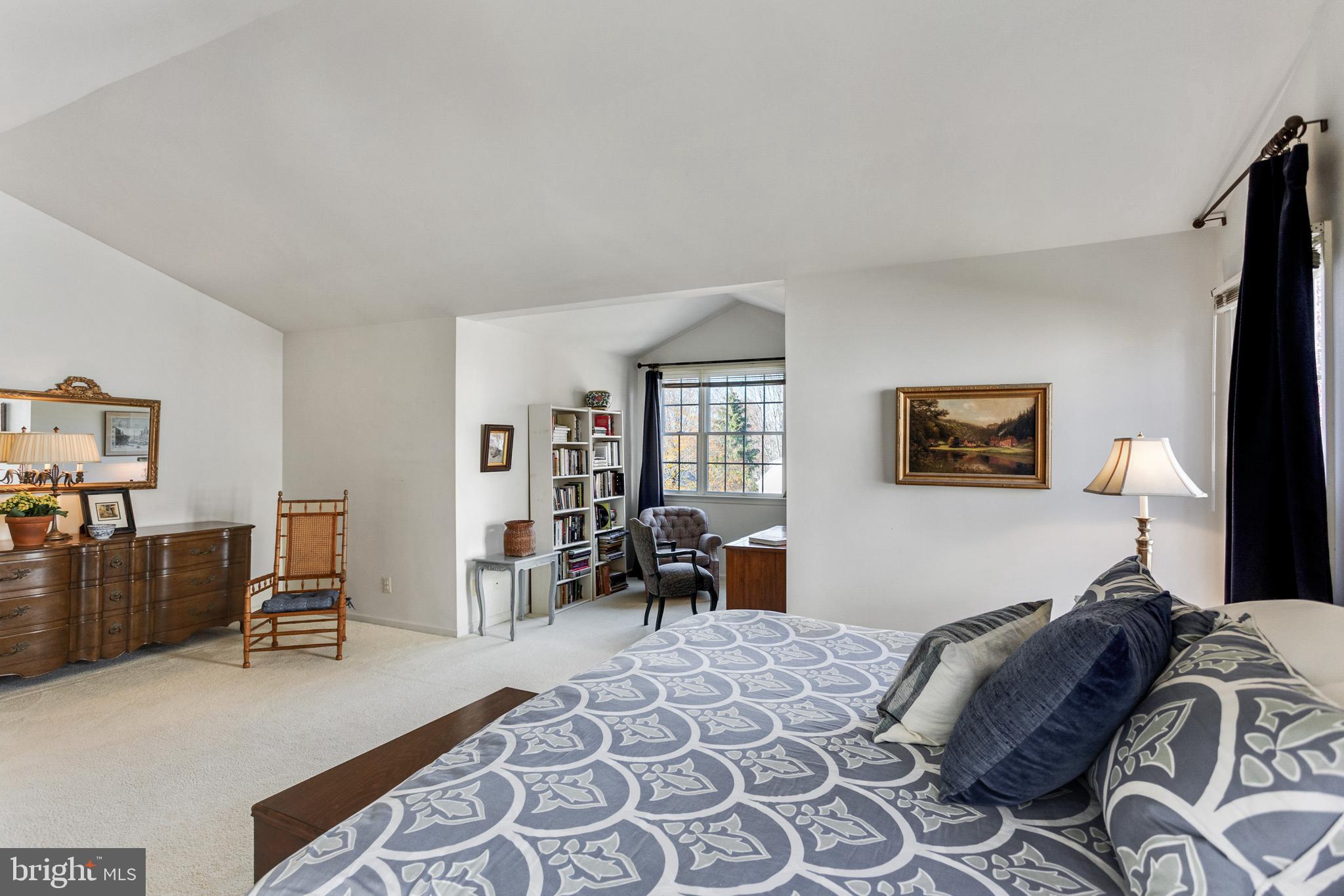 HOBBITS GLEN - Residential