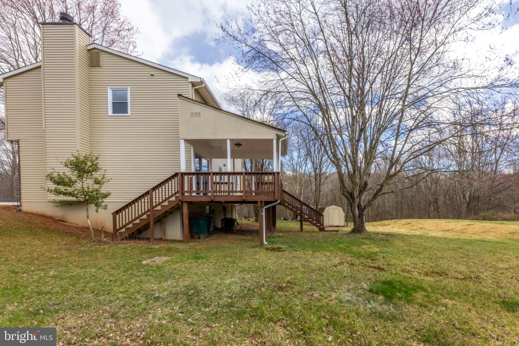 DALE CITY - Residential Lease