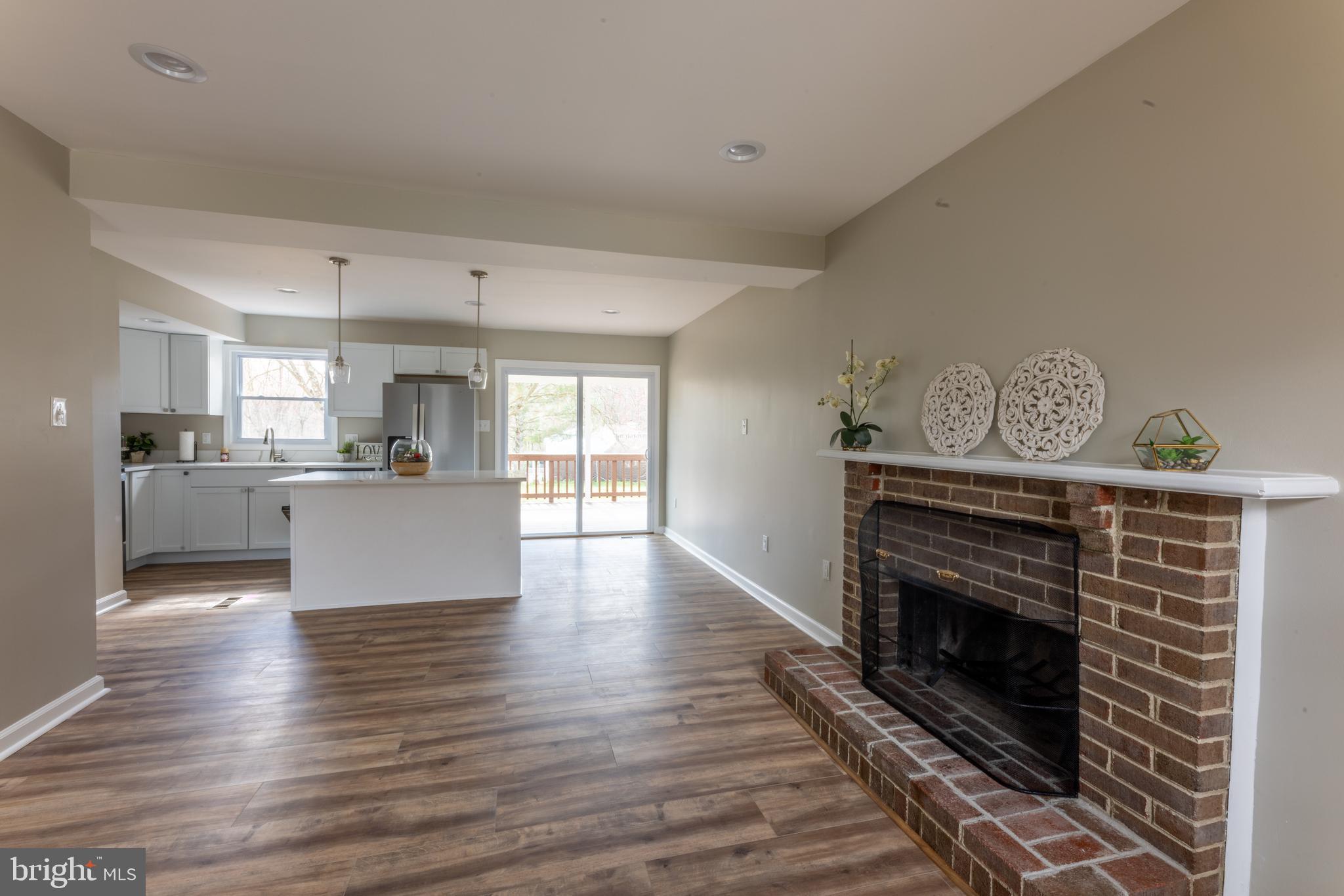 DALE CITY - Residential Lease