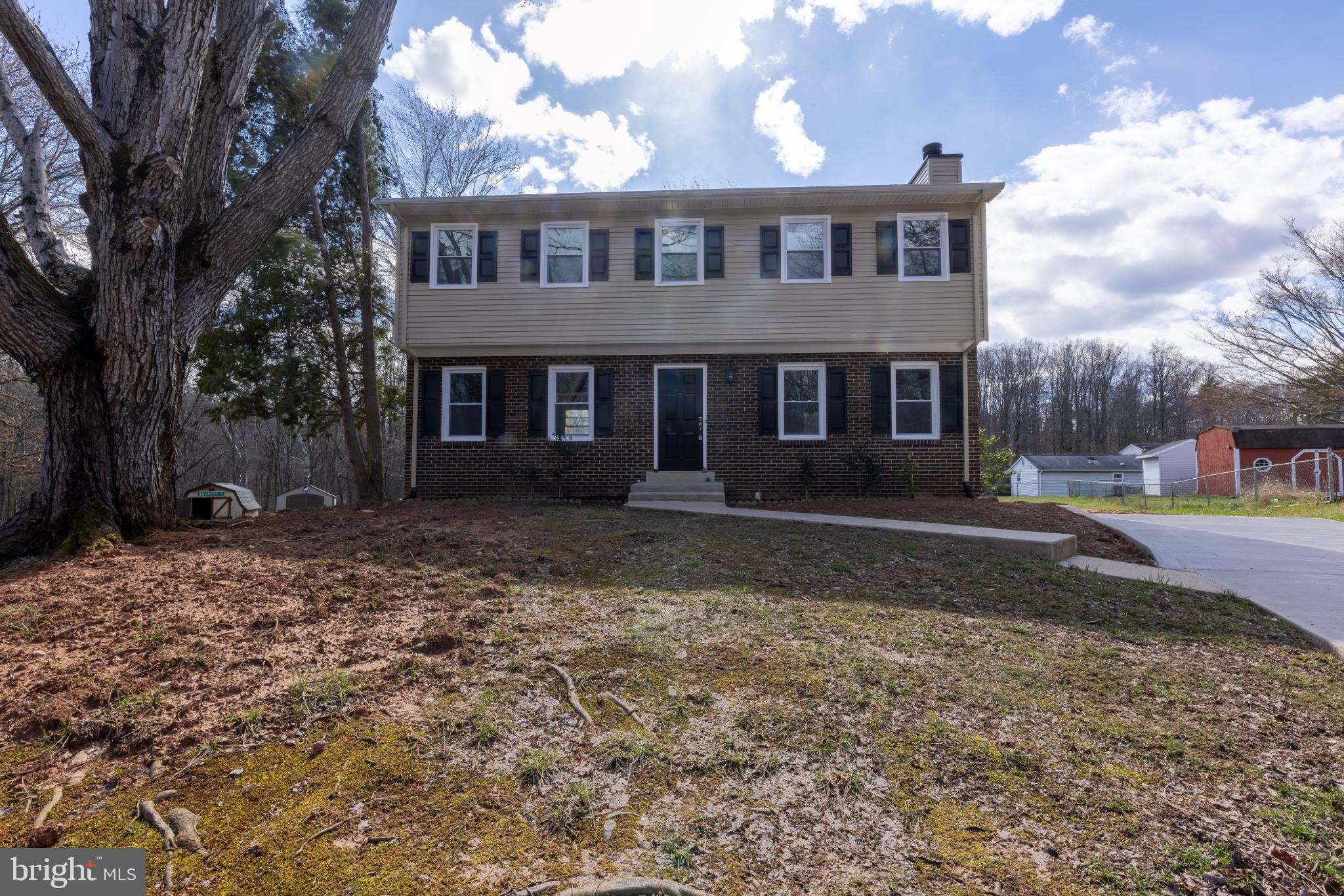 DALE CITY - Residential Lease