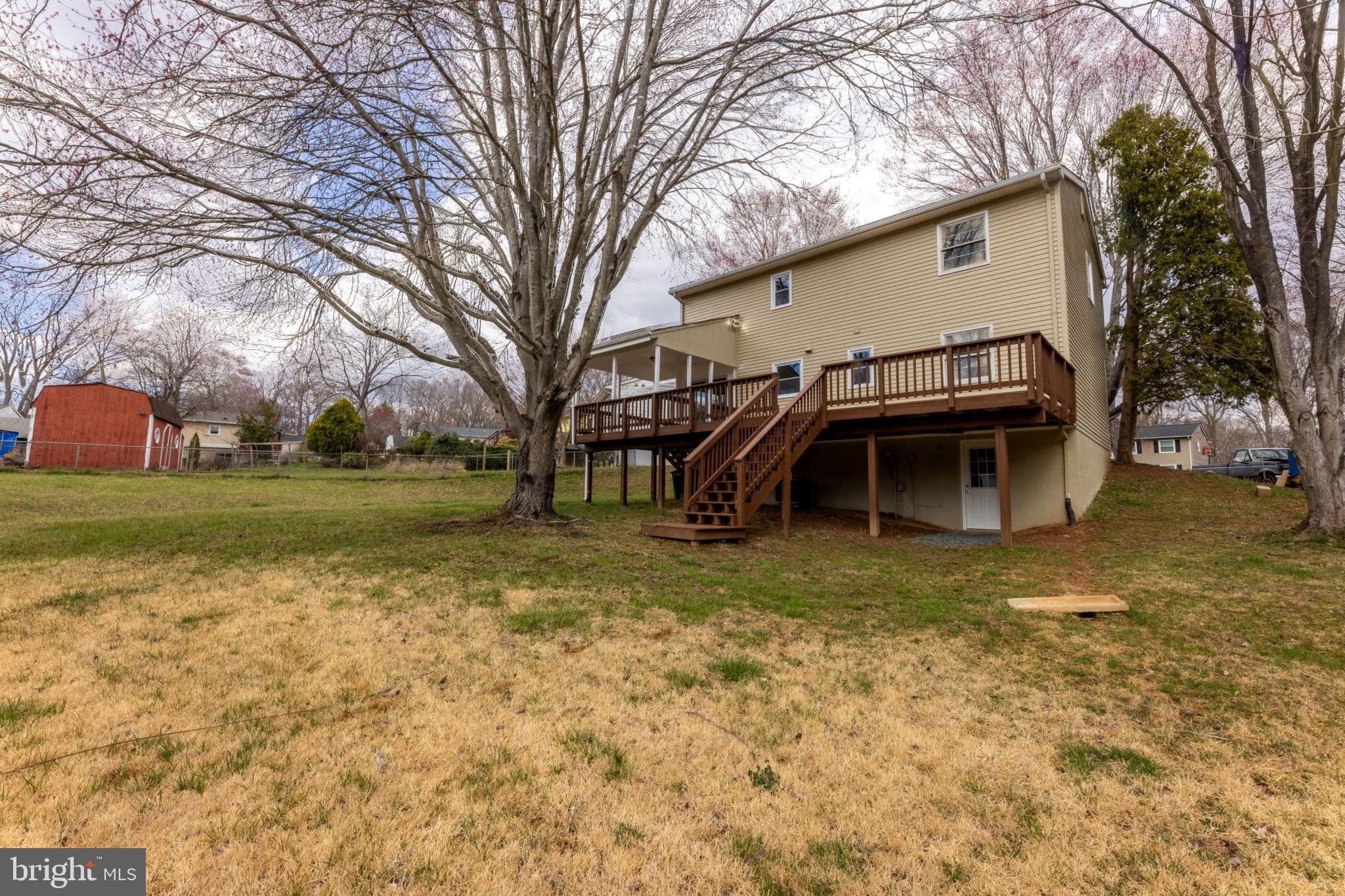 DALE CITY - Residential Lease