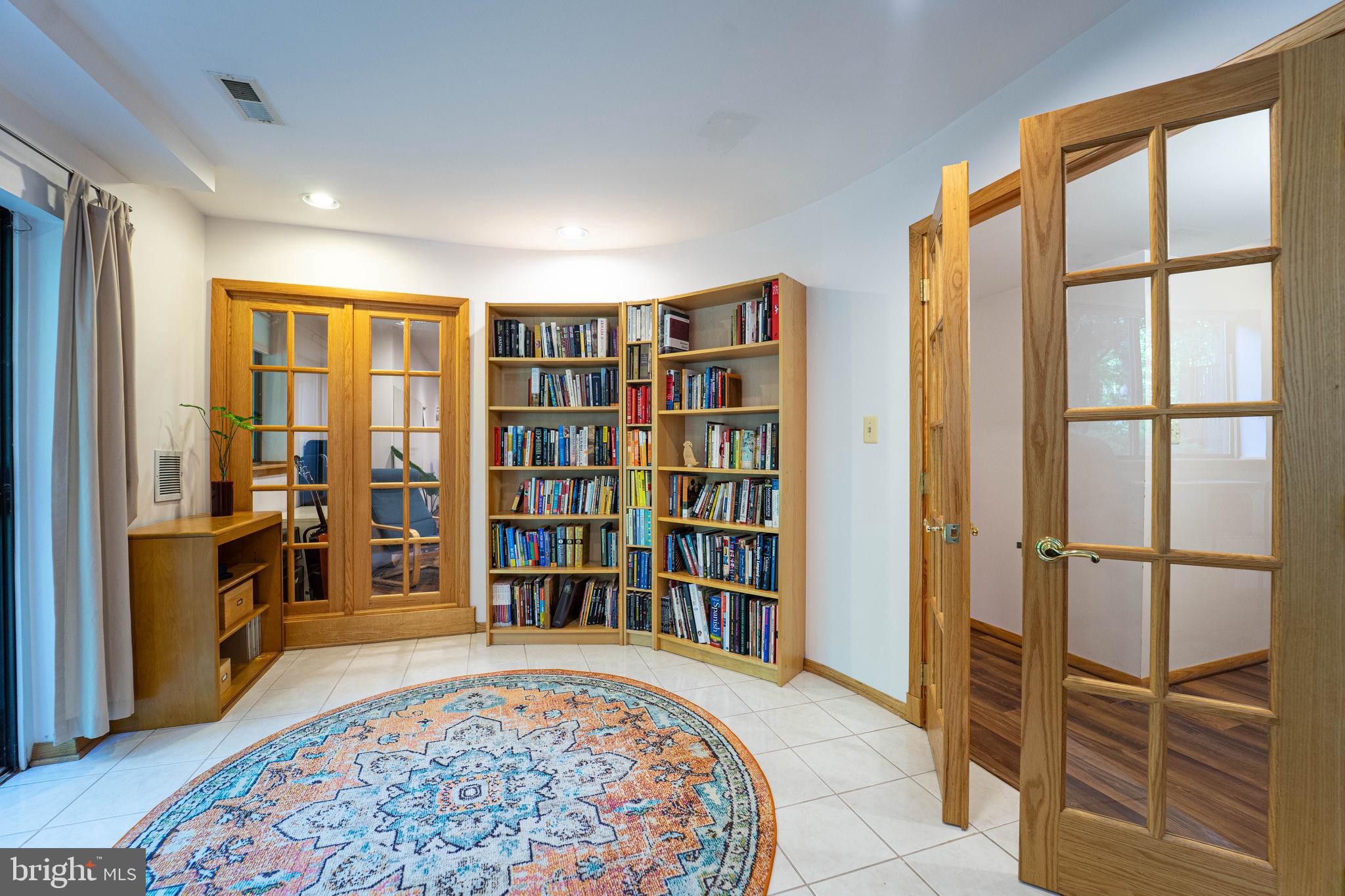 HICKORY RIDGE - Residential