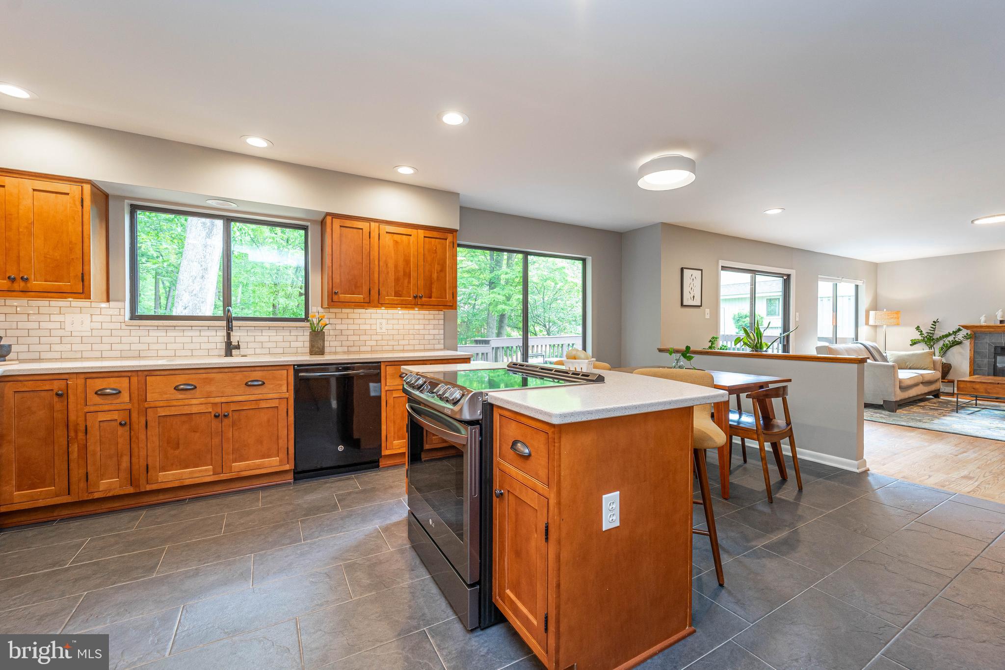 HICKORY RIDGE - Residential