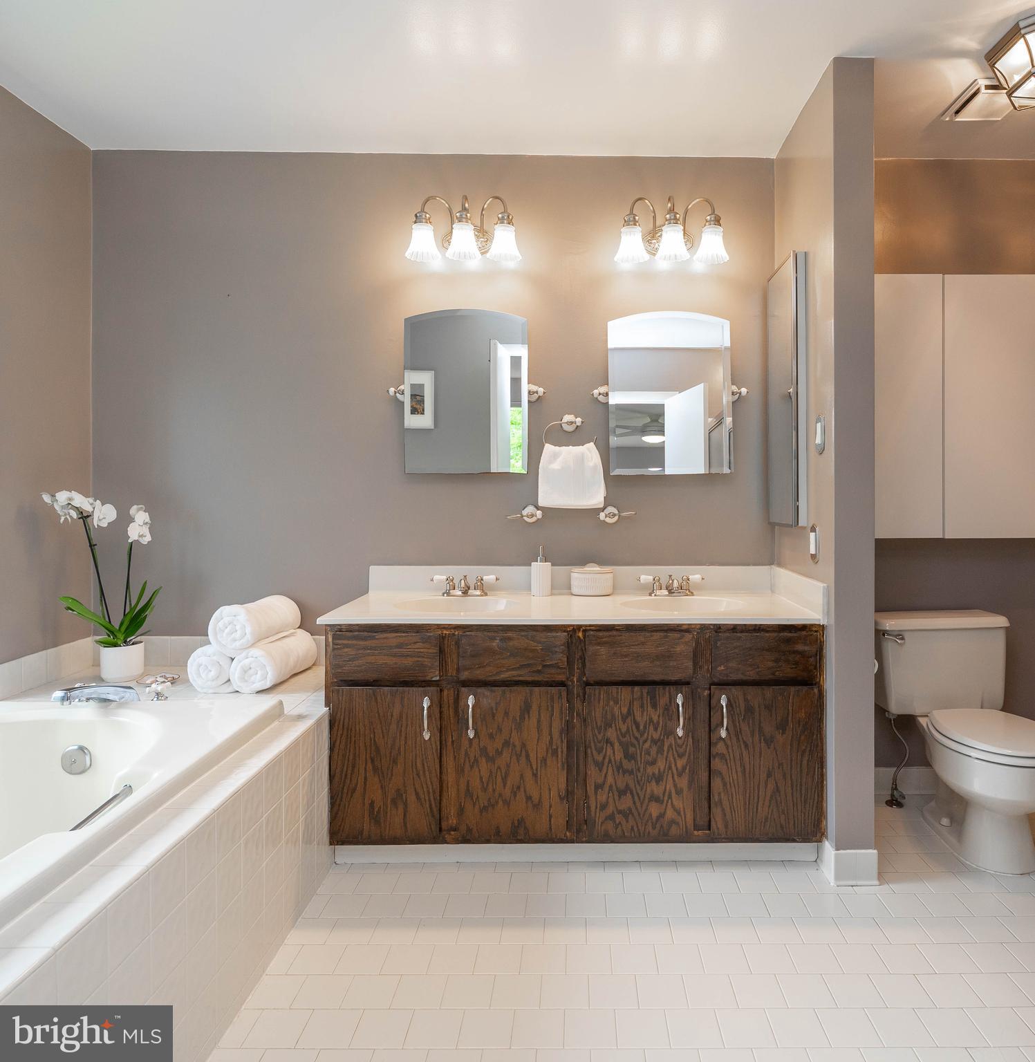 HICKORY RIDGE - Residential