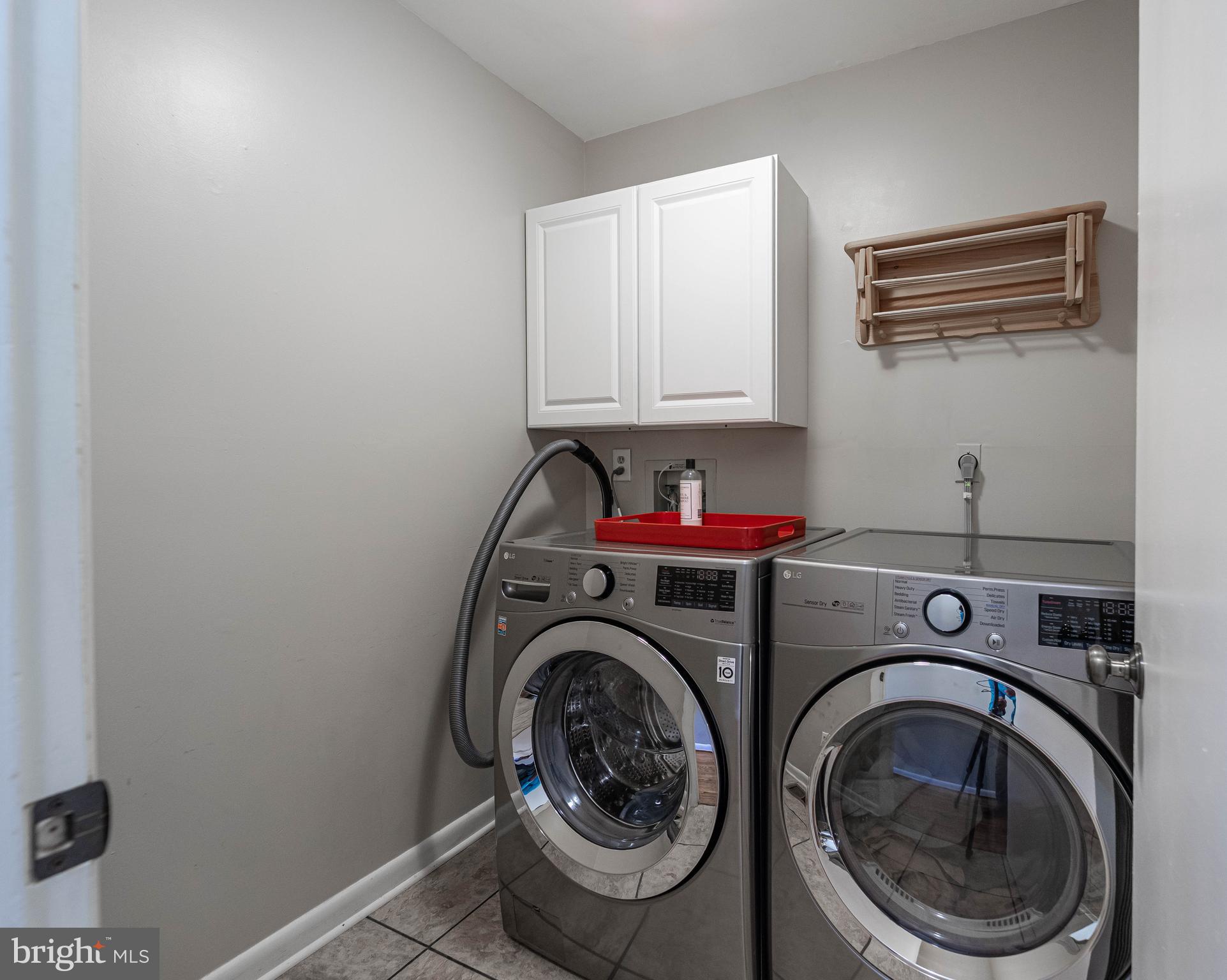 HICKORY RIDGE - Residential