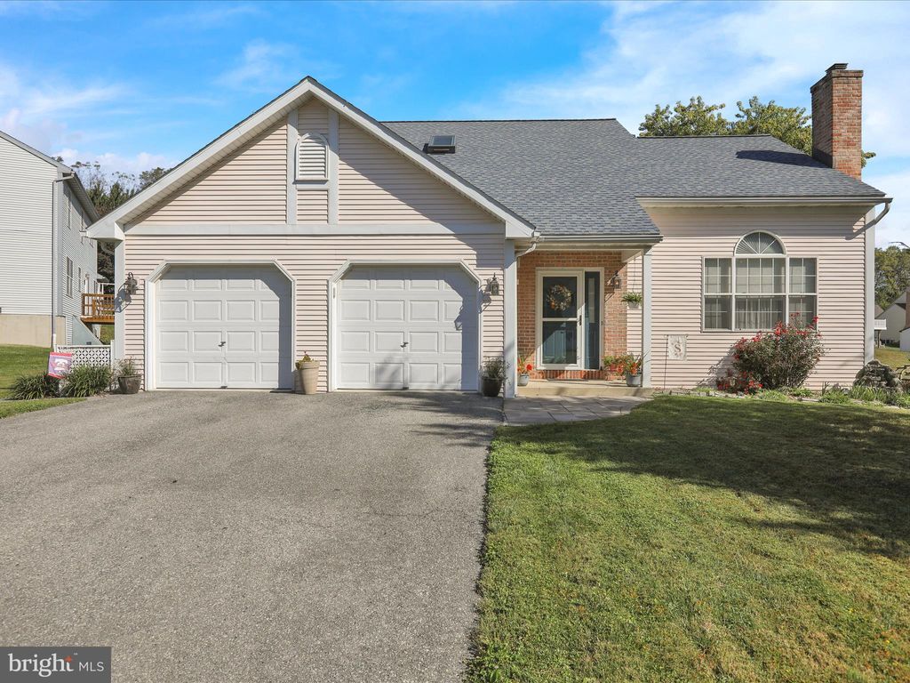 Photo of 35 Sabrina Street, WERNERSVILLE, PA 19565 (MLS # PABK2063928)