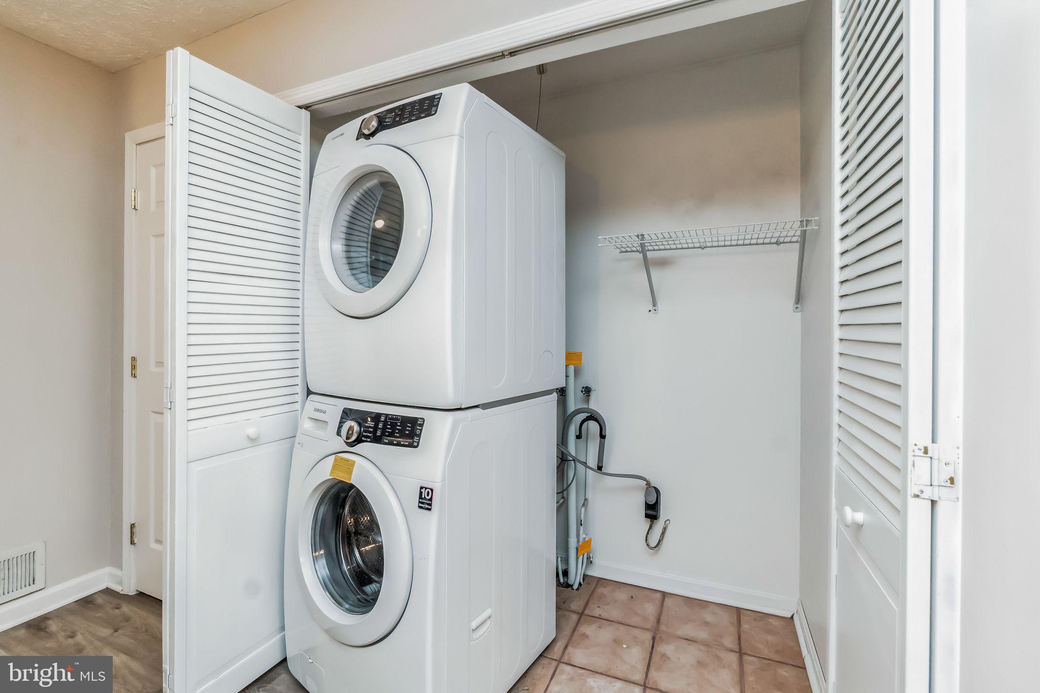 ST CHARLES - CARRINGTON - Residential