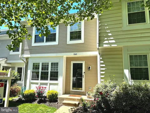 15323 Waters Edge Court, Dumfries, VA MLS: VAPW2094476