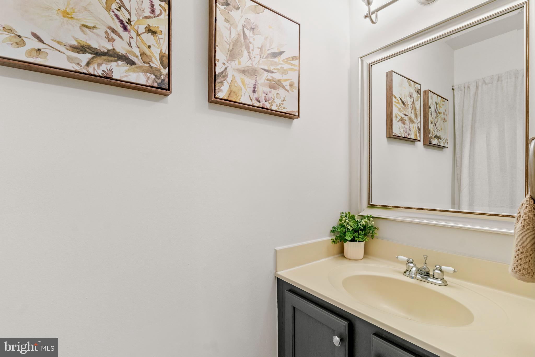 LOVETON FARMS - Residential