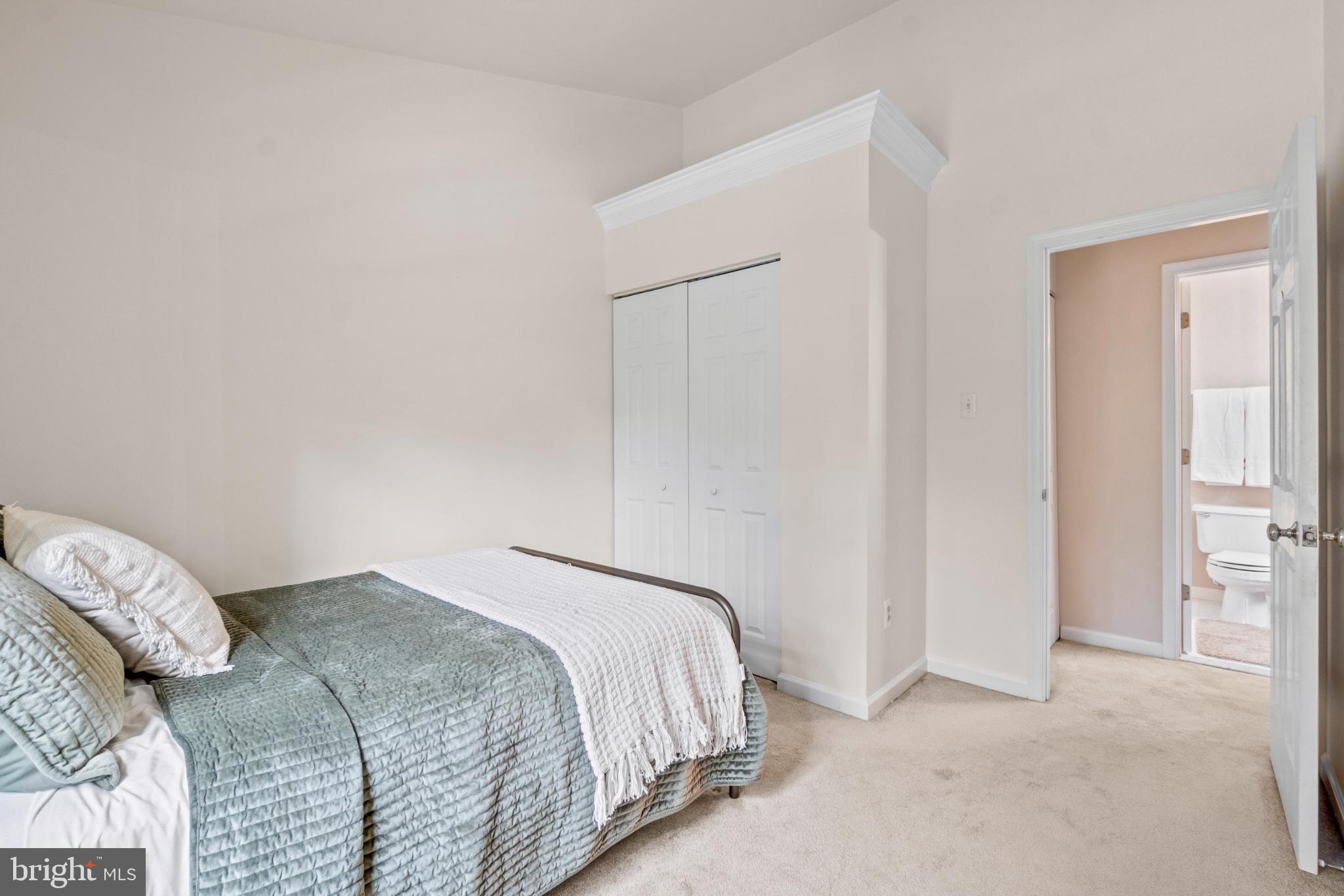 LOVETON FARMS - Residential