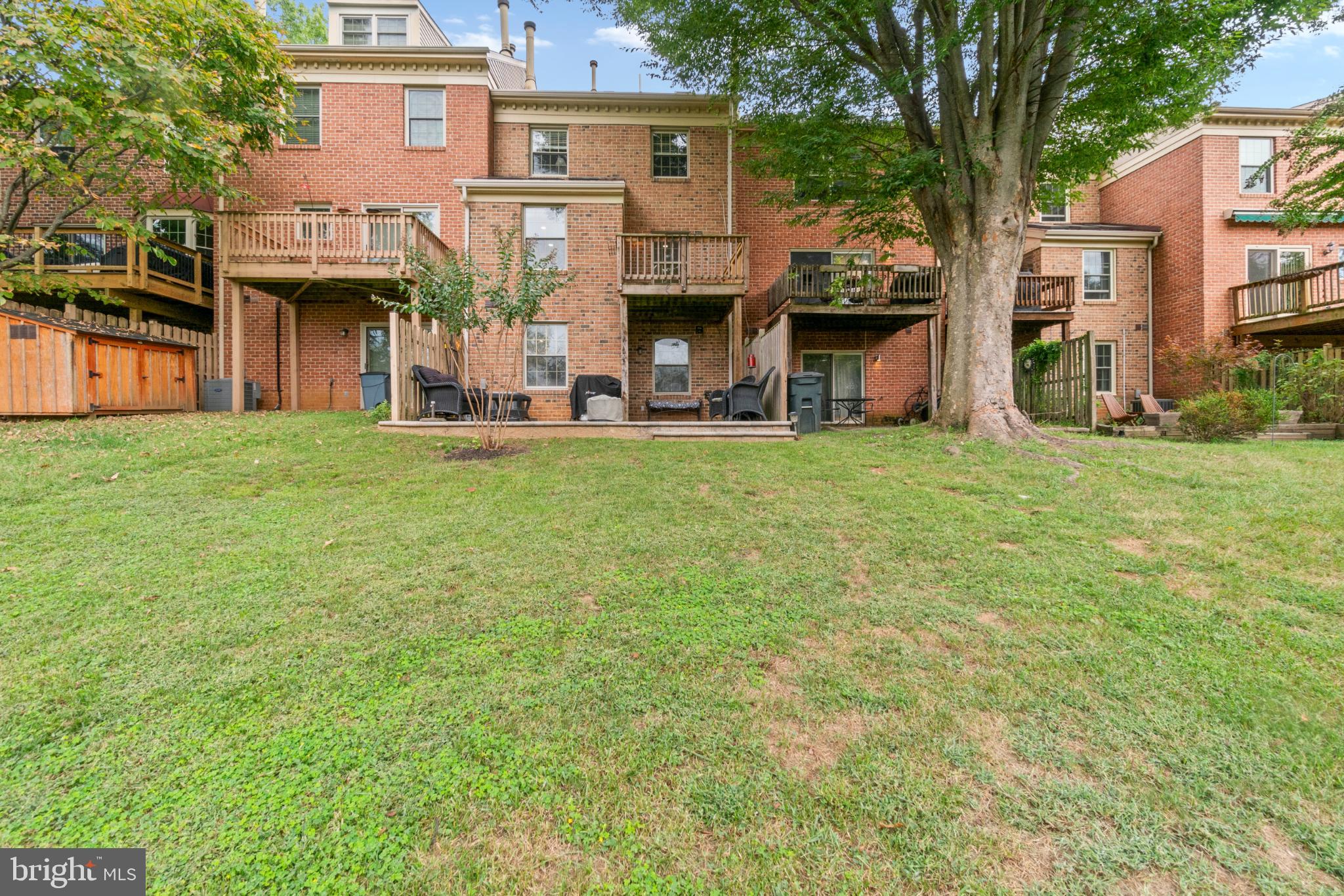 LOVETON FARMS - Residential