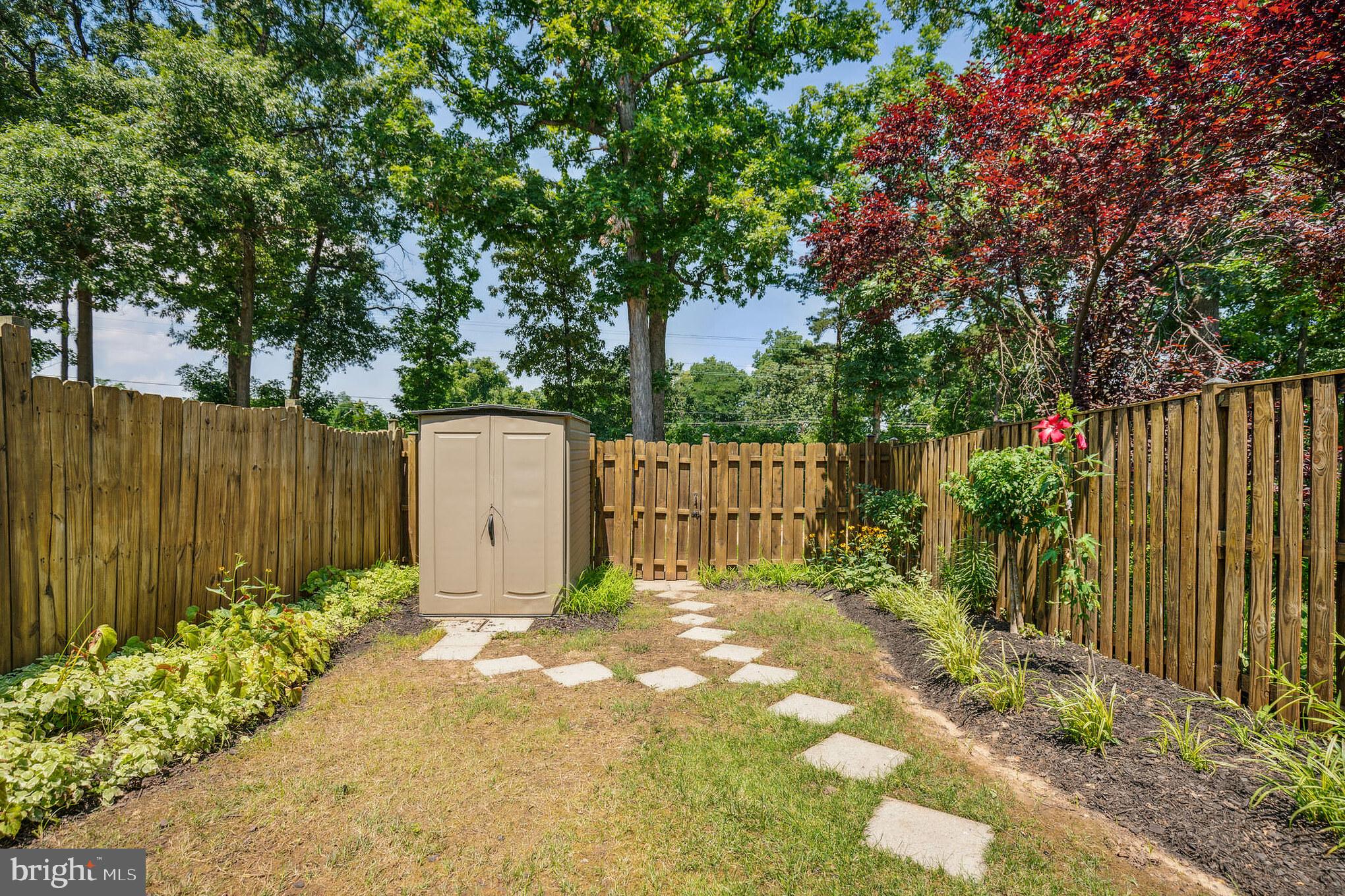 PALMERWOOD PLAT 3 - Residential Lease