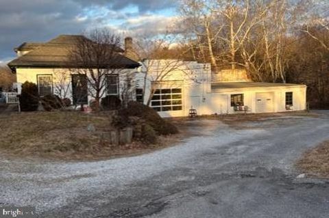 Photo of 1394 Jefferson Blvd, HAGERSTOWN, MD 21742 (MLS # MDWA2035966)