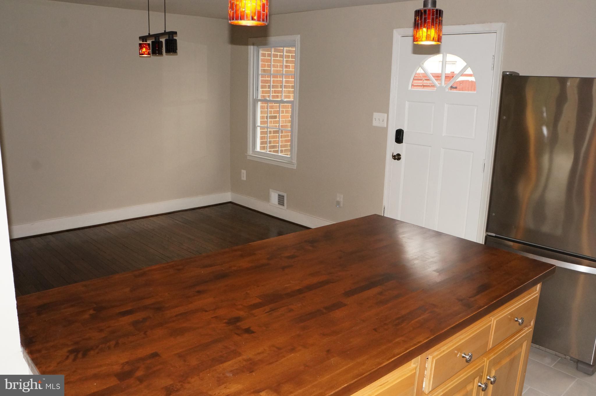 GREENWICH HILL - Residential