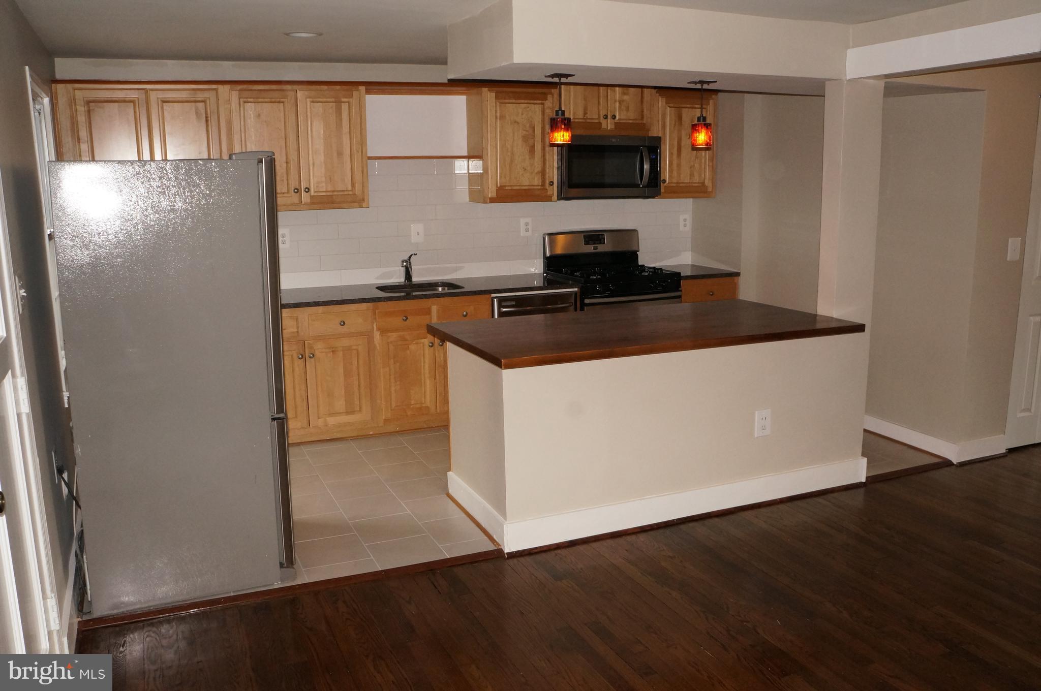 GREENWICH HILL - Residential