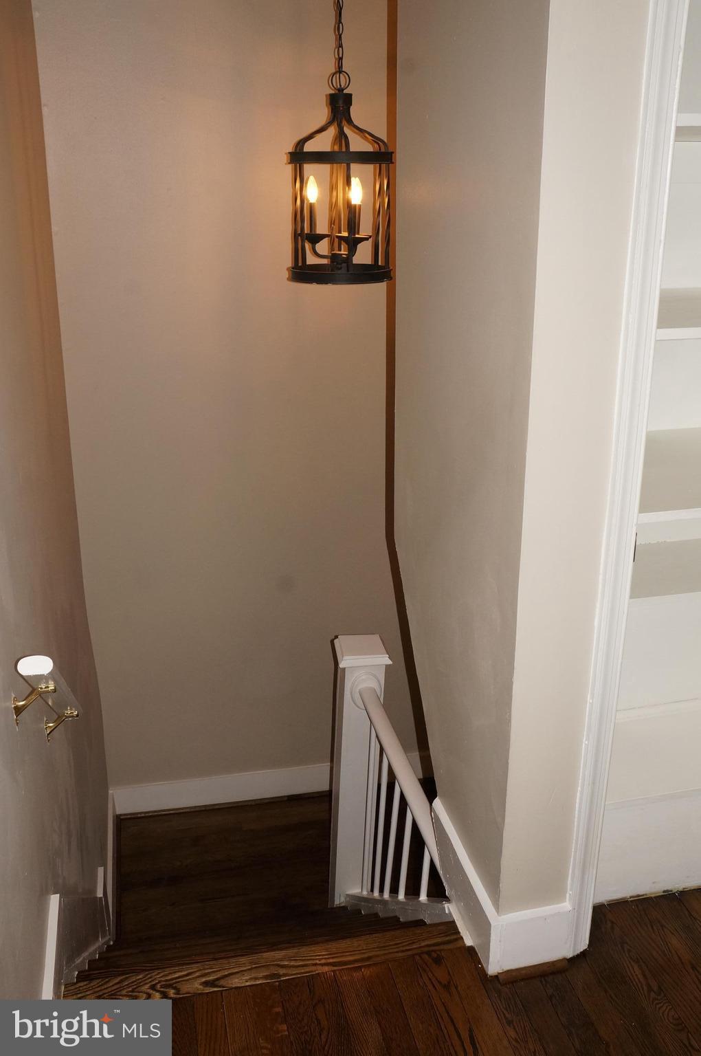 GREENWICH HILL - Residential