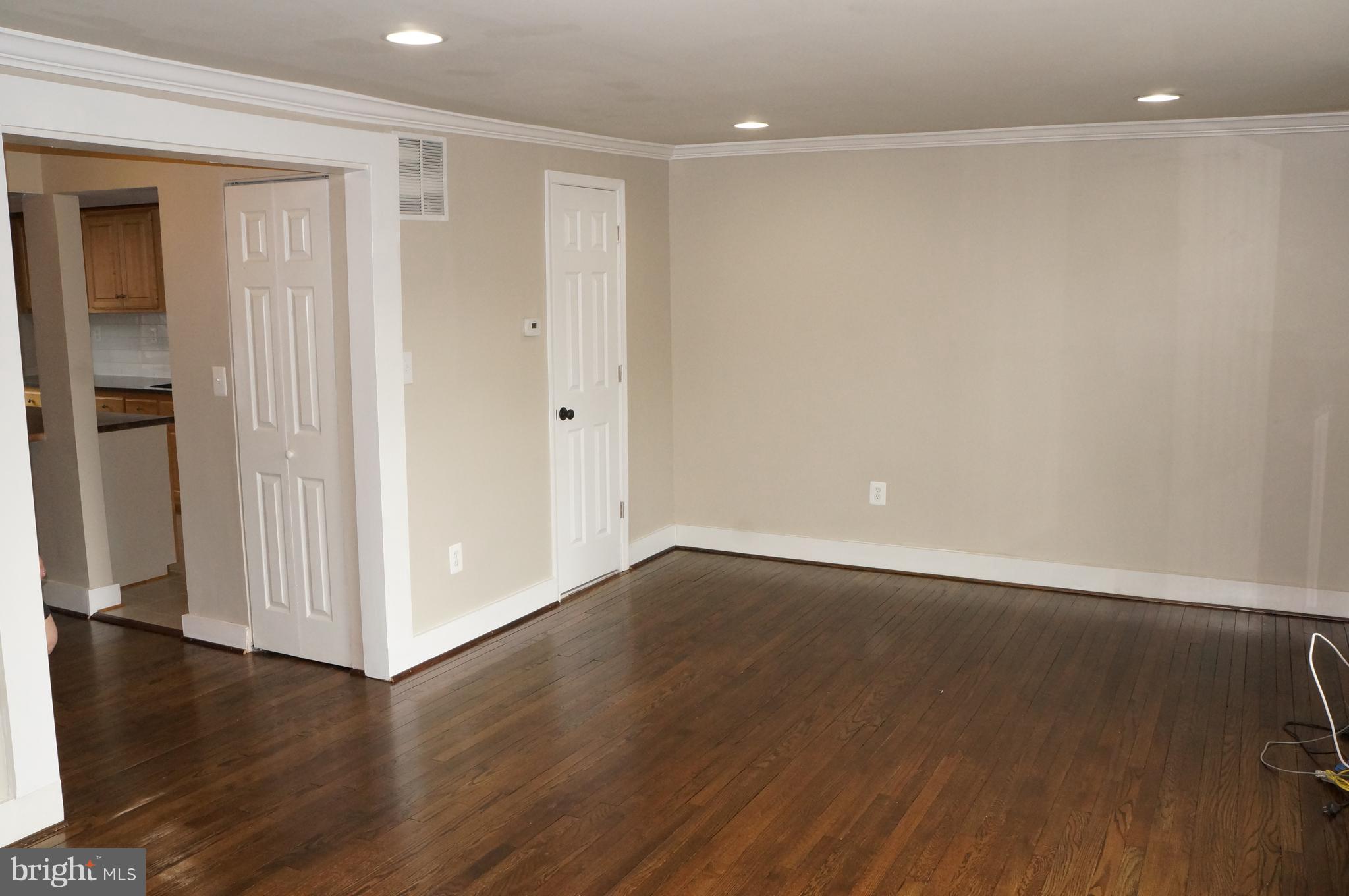 GREENWICH HILL - Residential