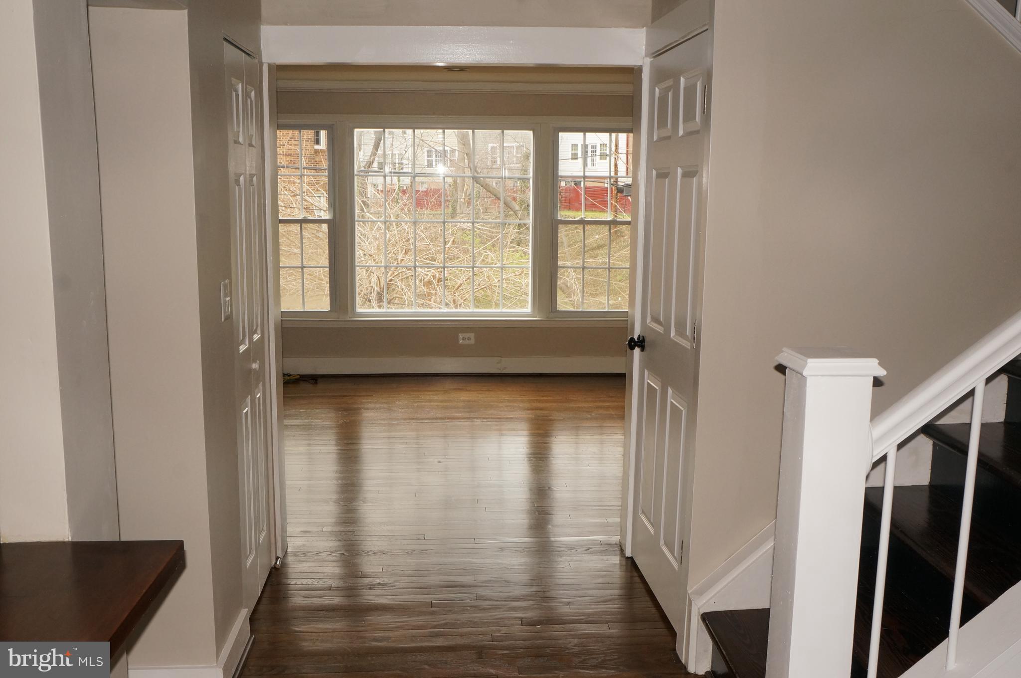 GREENWICH HILL - Residential