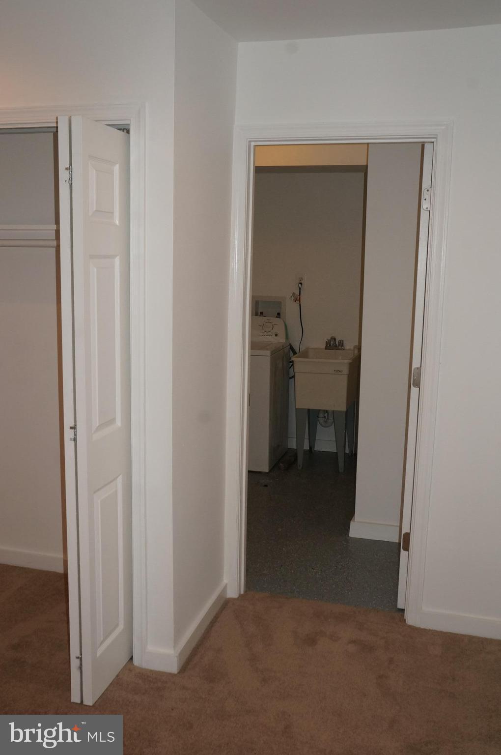 GREENWICH HILL - Residential