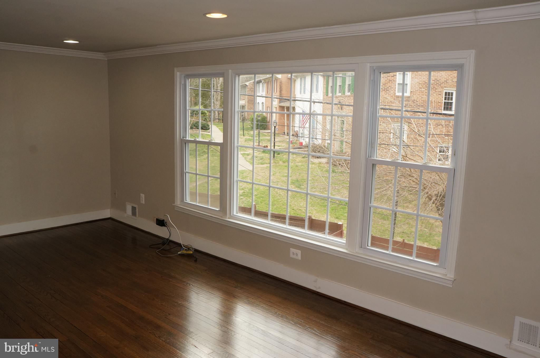 GREENWICH HILL - Residential