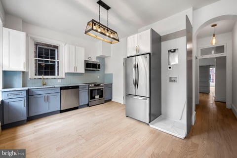 Townhouse For Rent - 1202 Bolton Street #1<br/> BALTIMORE, MD 21217
