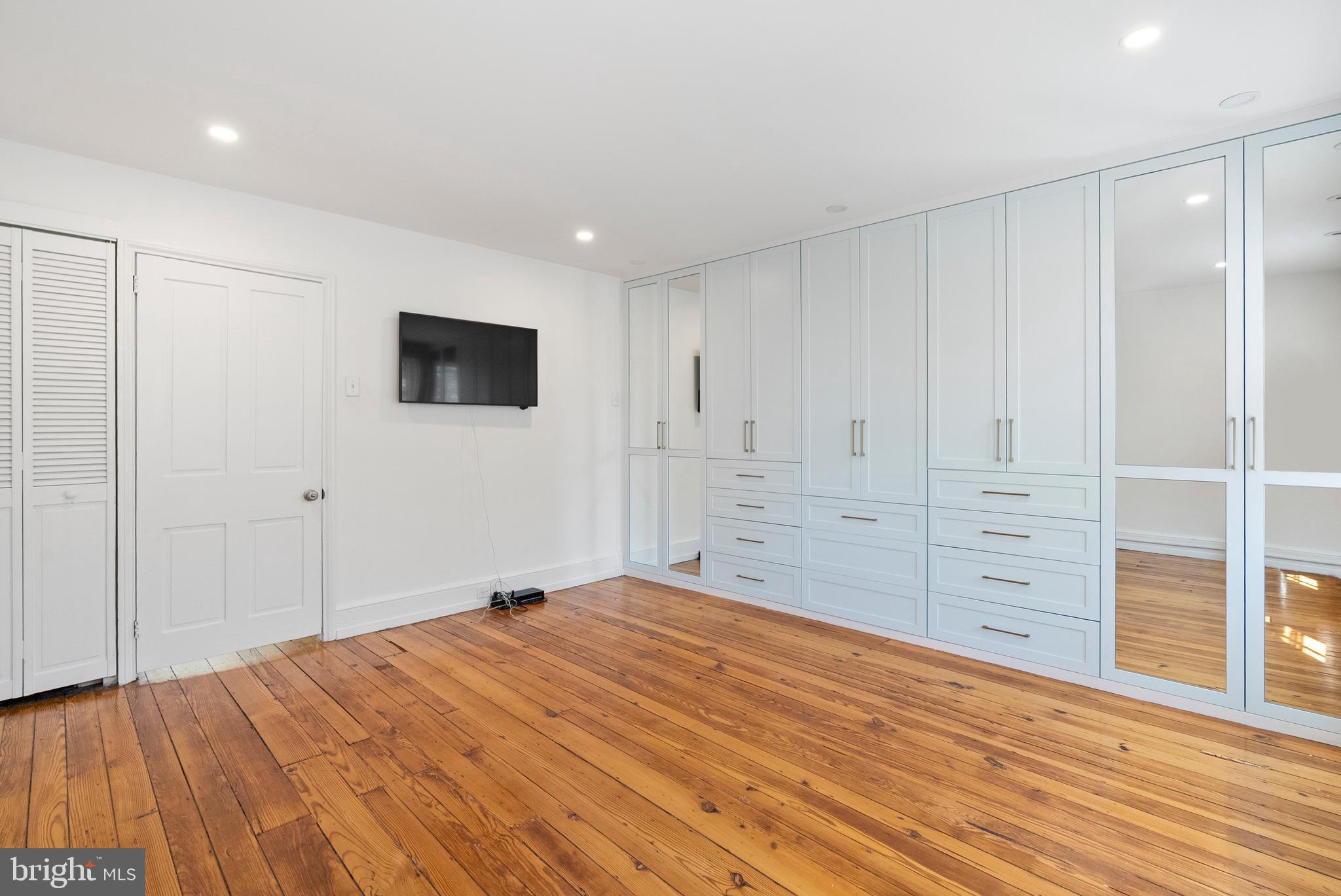 FITLER SQUARE - Residential Lease