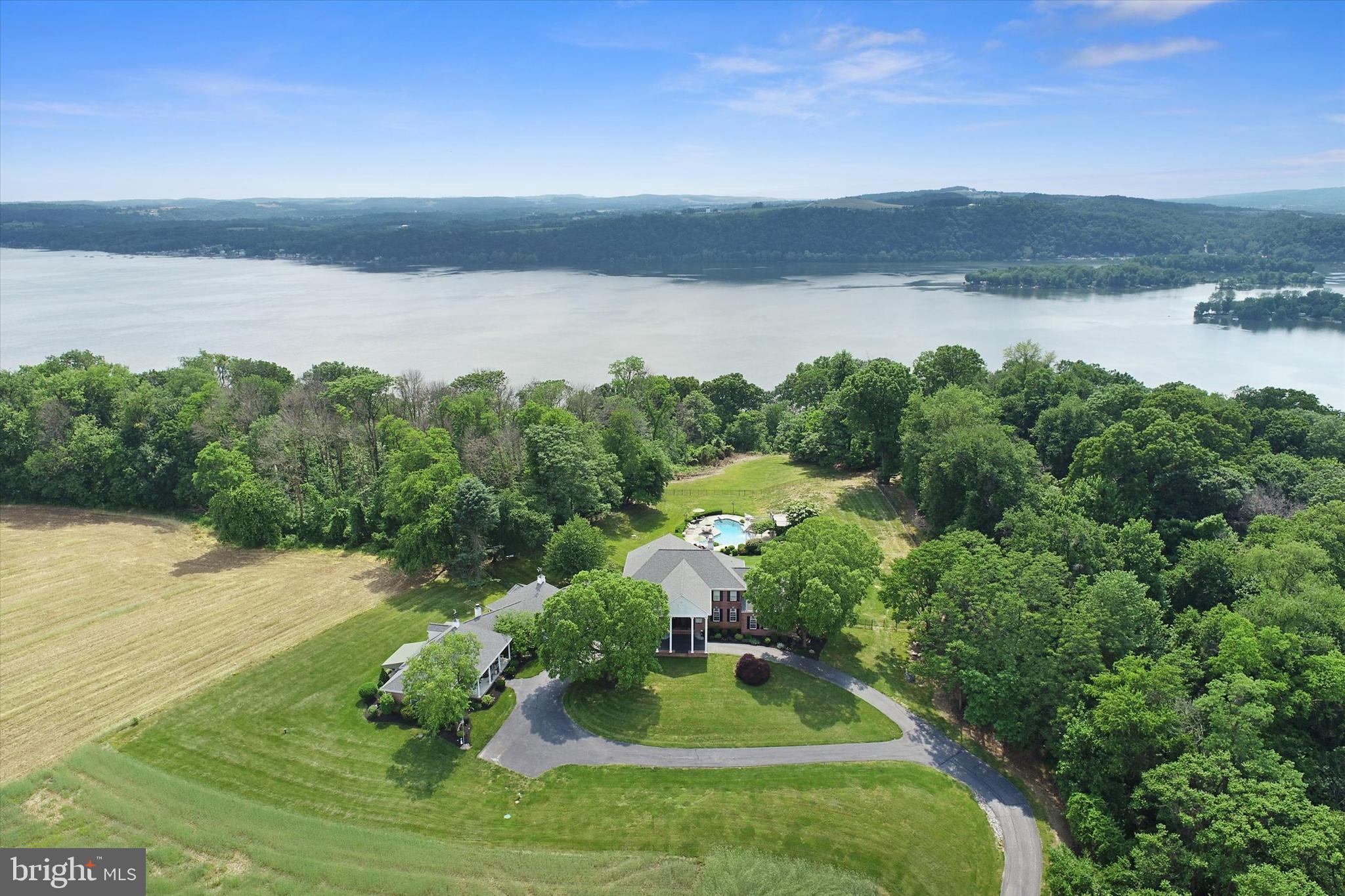 RICHLAND DOWNS - Residential