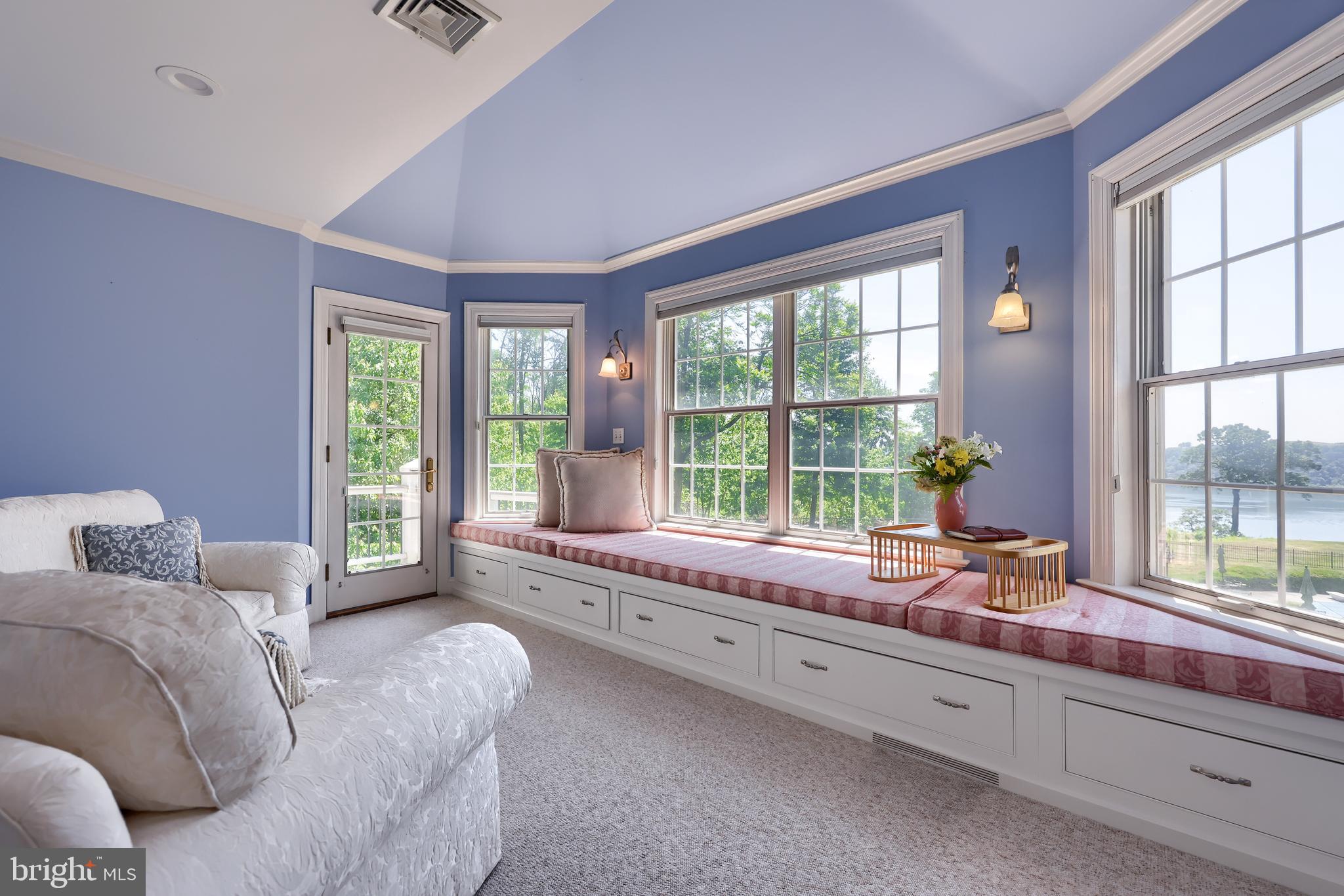 RICHLAND DOWNS - Residential