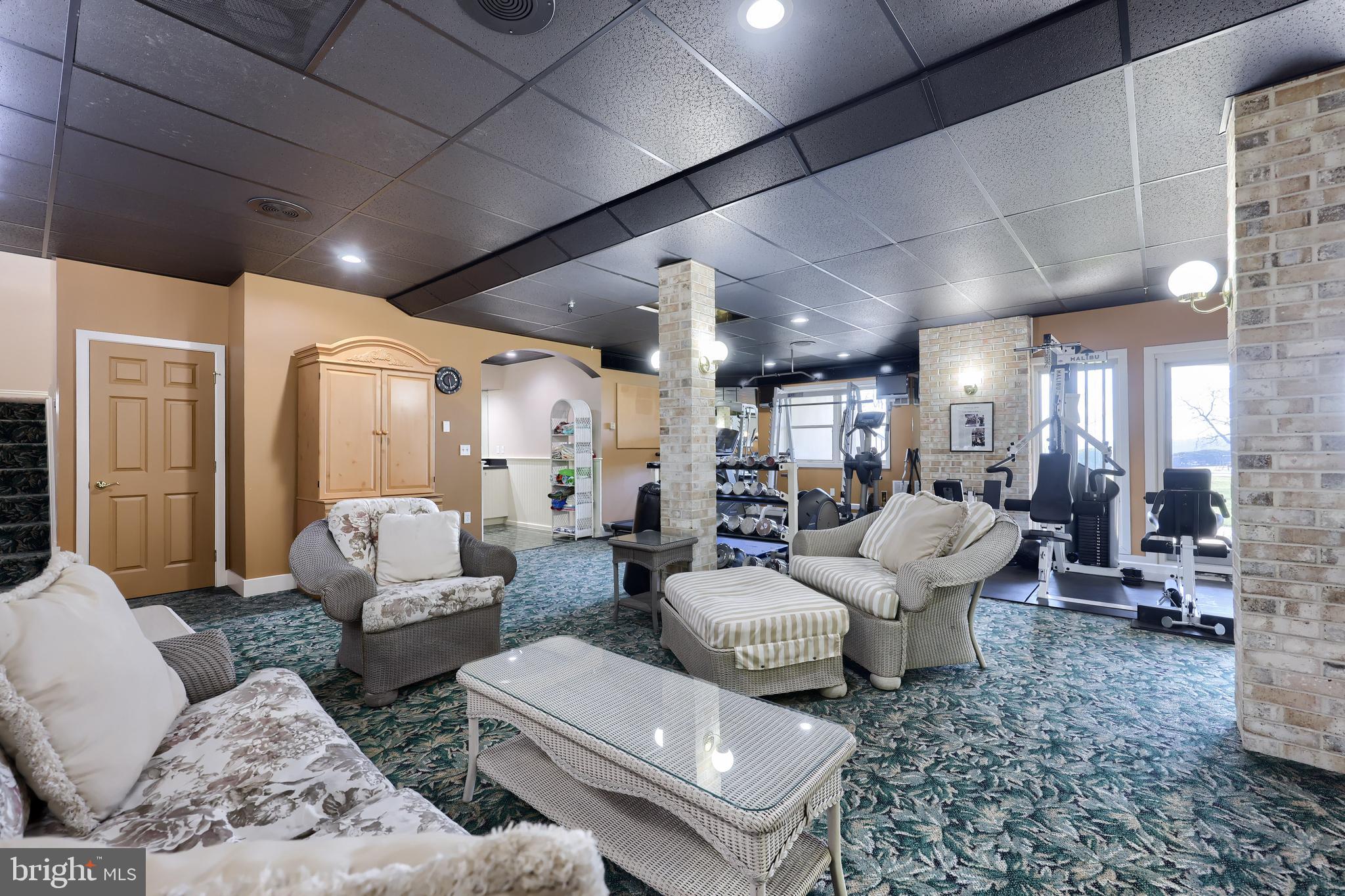 RICHLAND DOWNS - Residential