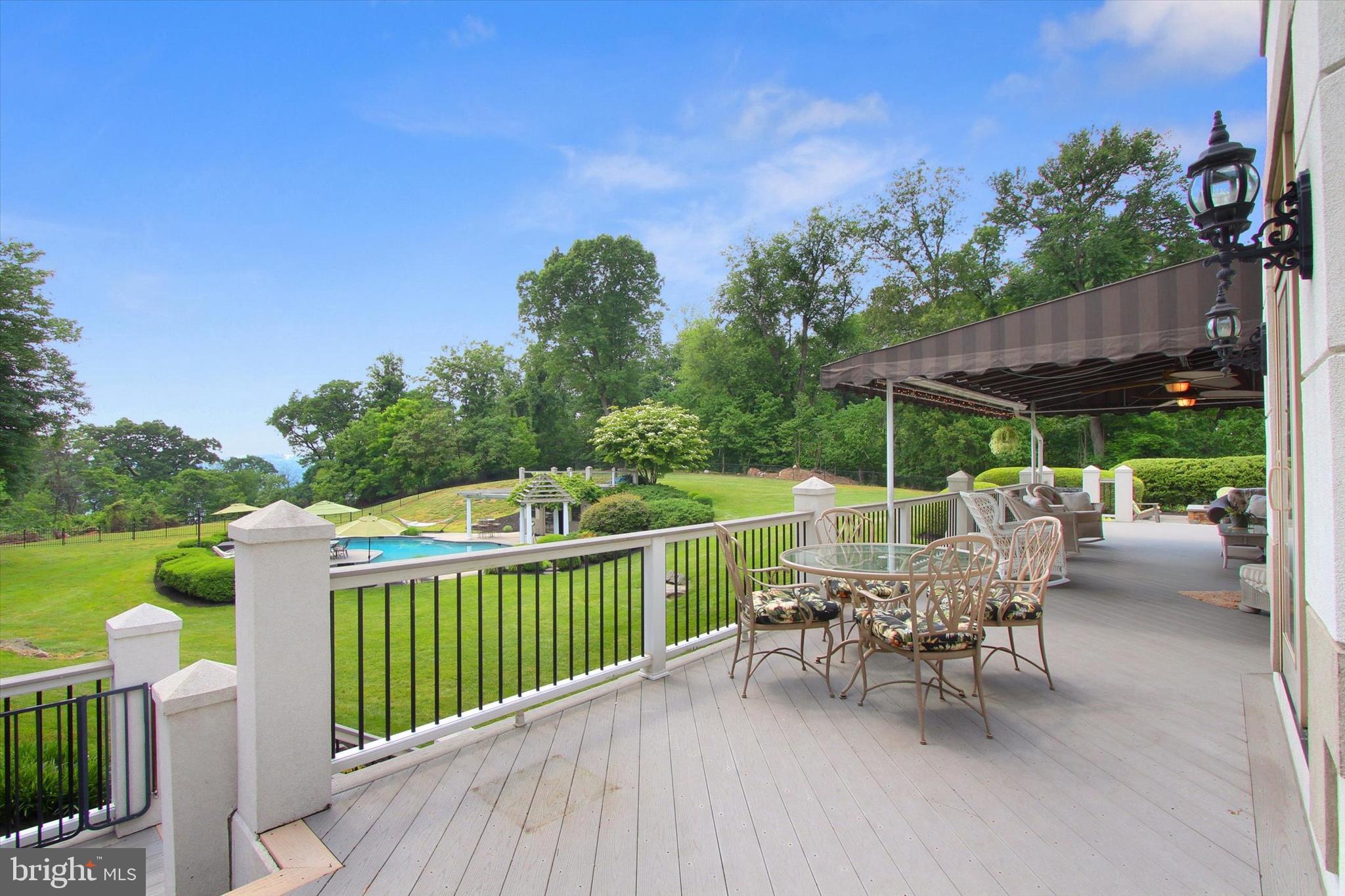 RICHLAND DOWNS - Residential