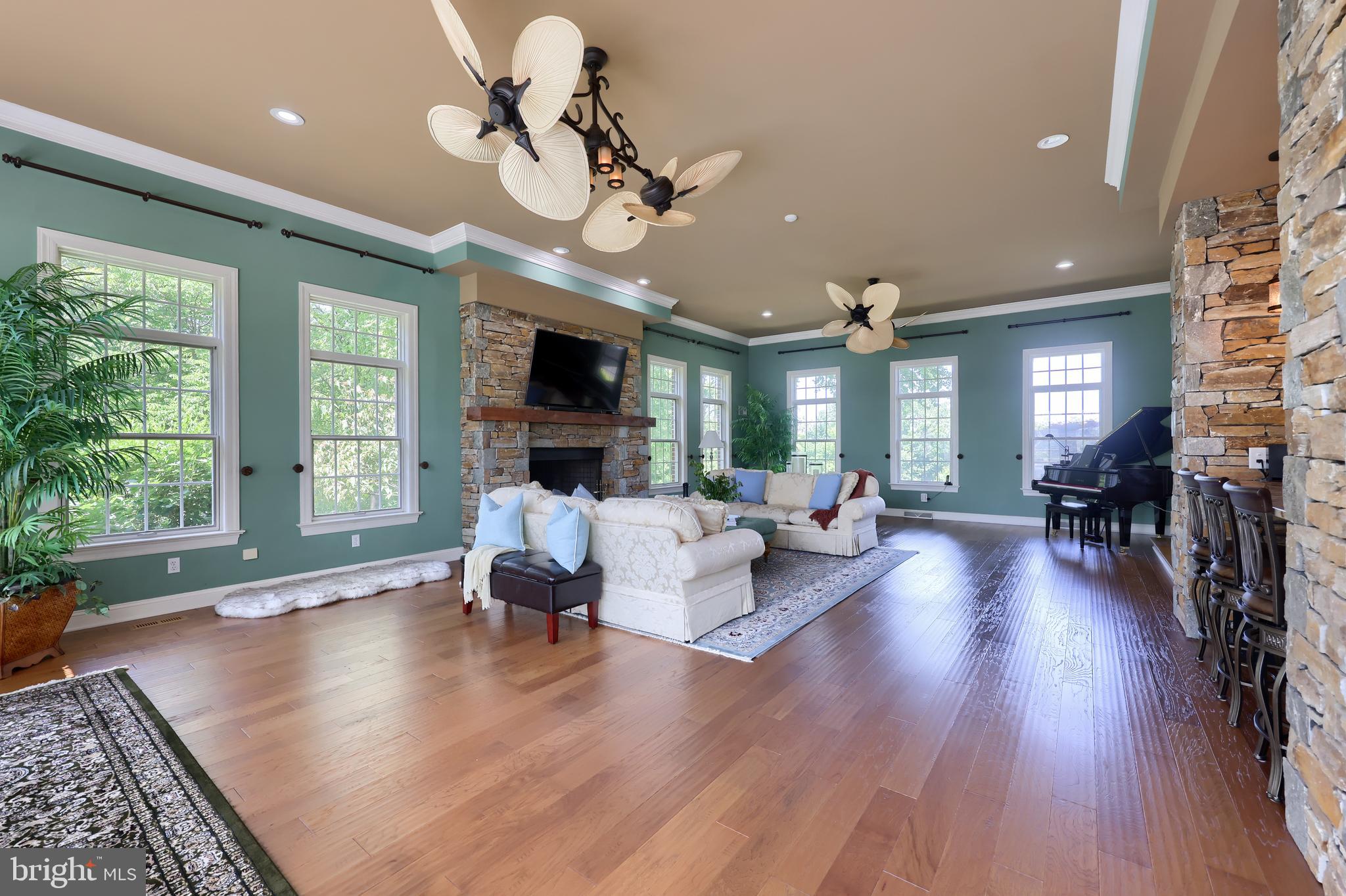 RICHLAND DOWNS - Residential