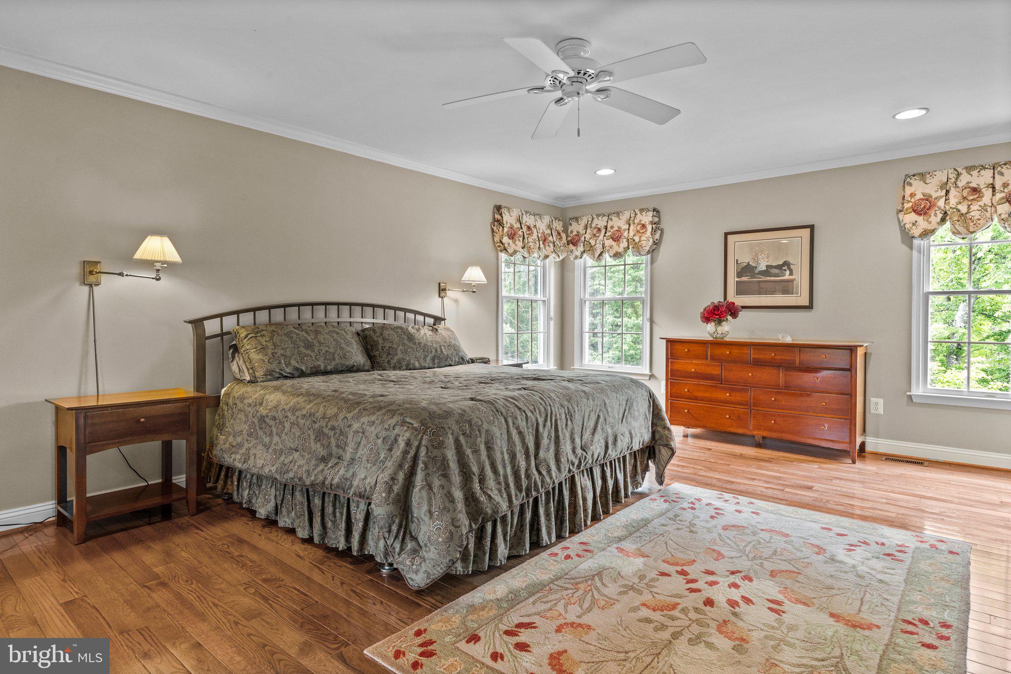 RIVER CROSSING - Residential