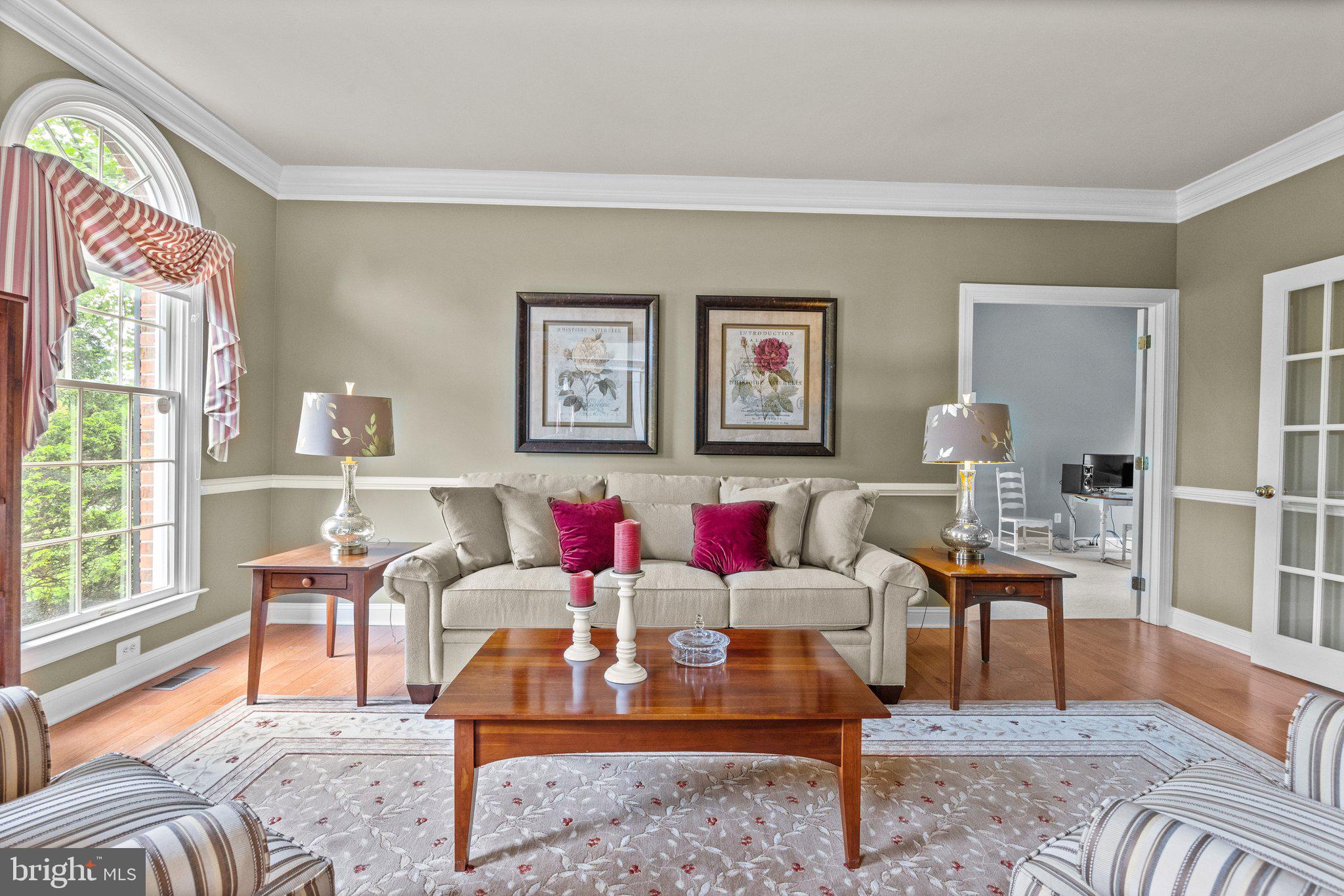 RIVER CROSSING - Residential