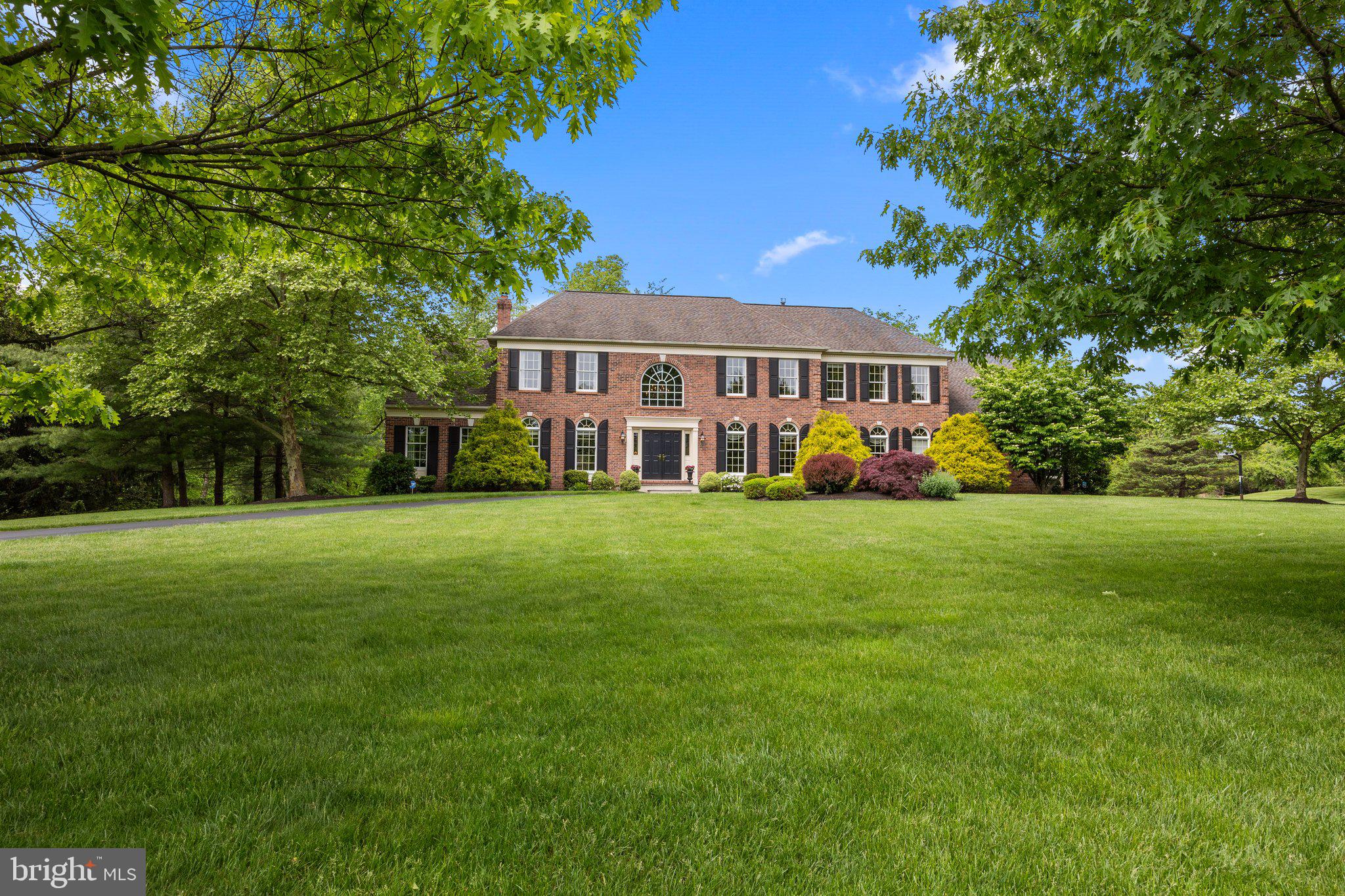 RIVER CROSSING - Residential