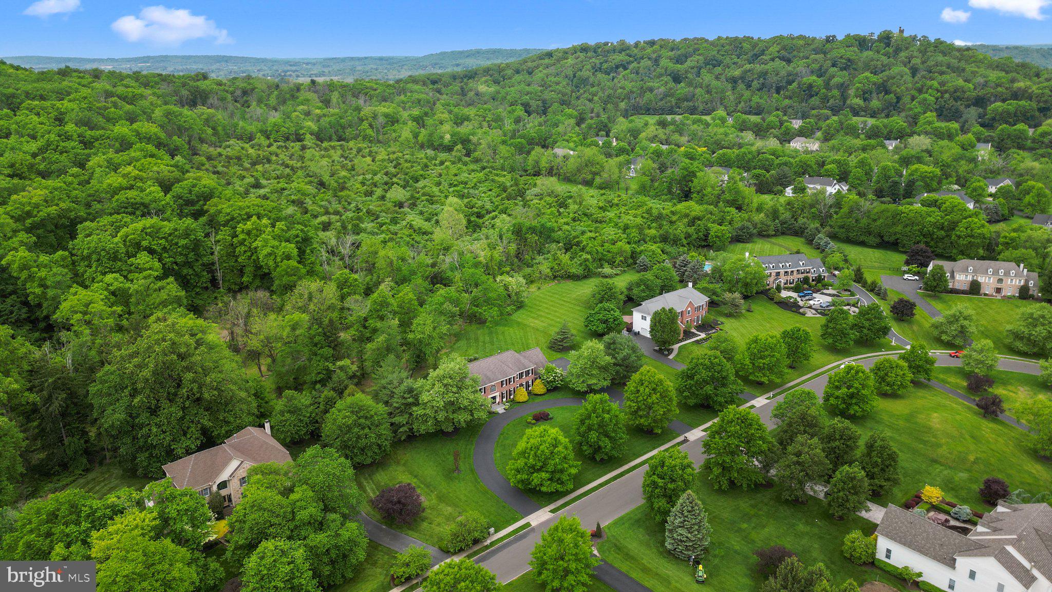 RIVER CROSSING - Residential