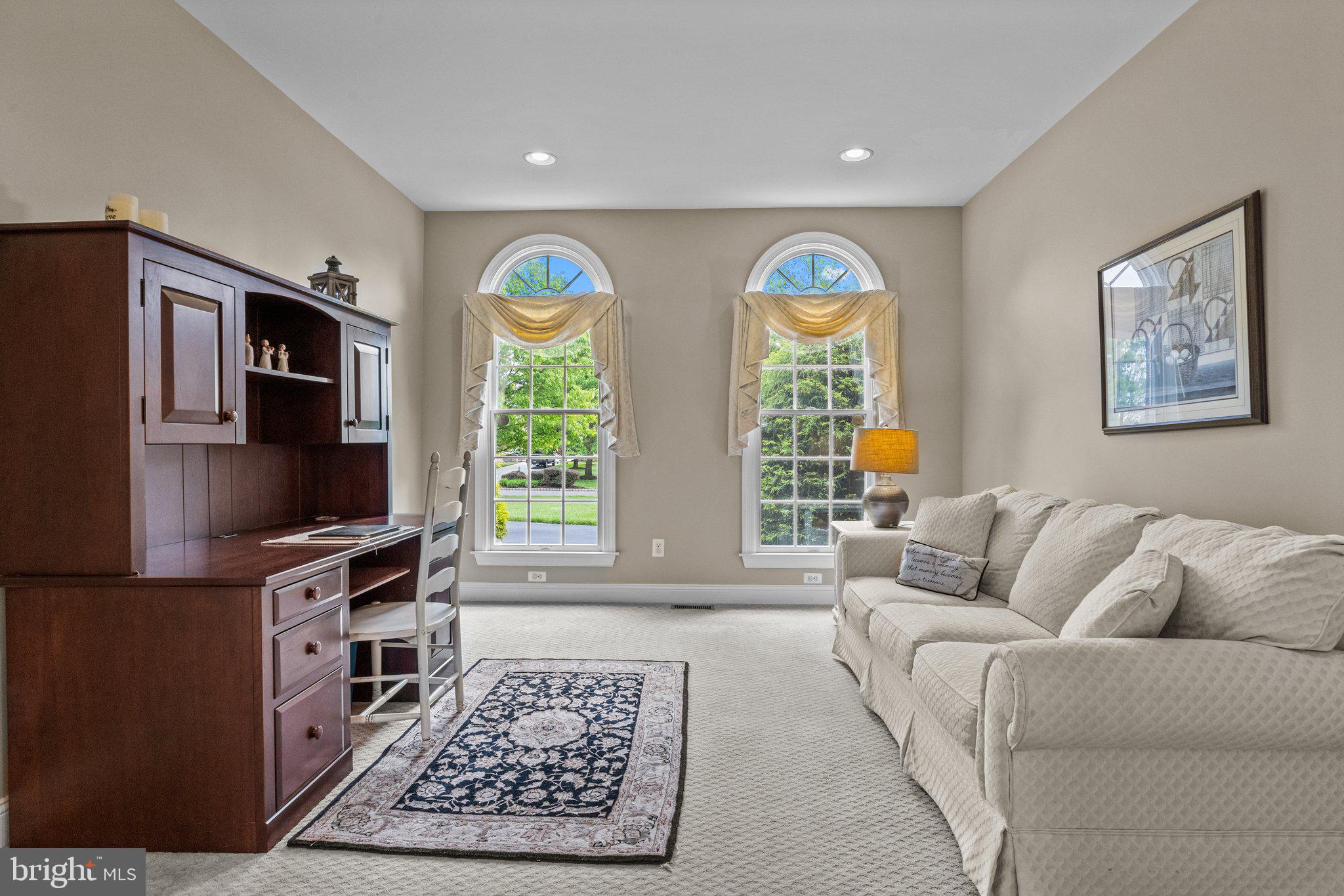 RIVER CROSSING - Residential