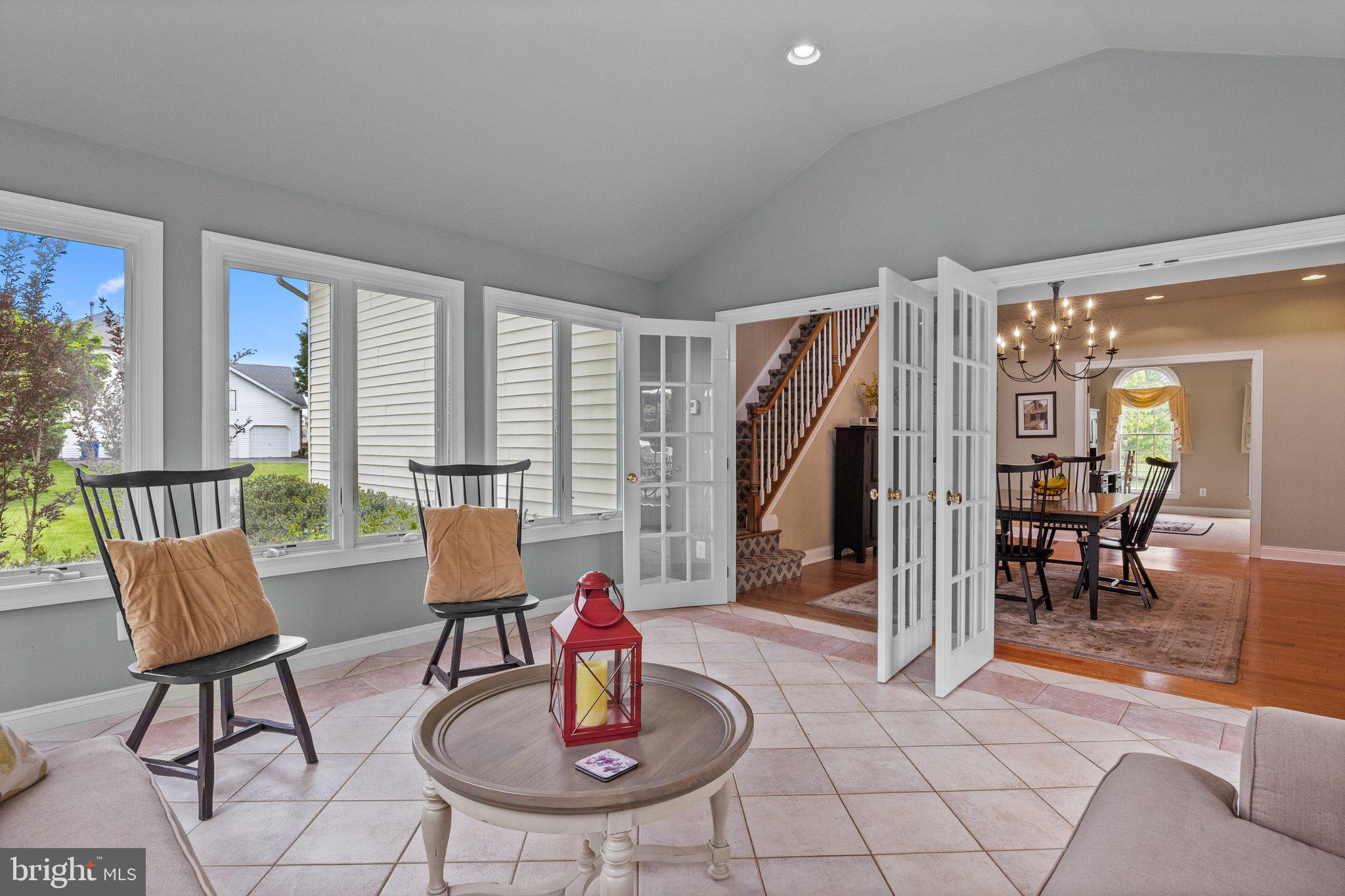 RIVER CROSSING - Residential