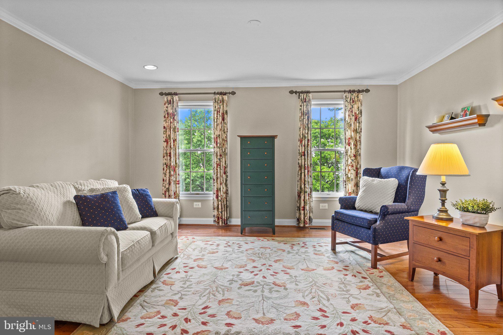 RIVER CROSSING - Residential