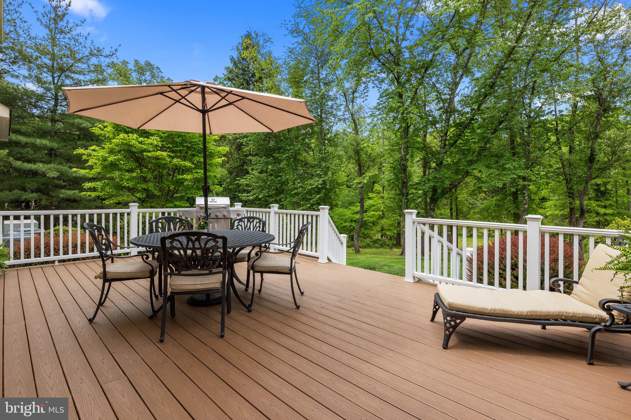 RIVER CROSSING - Residential