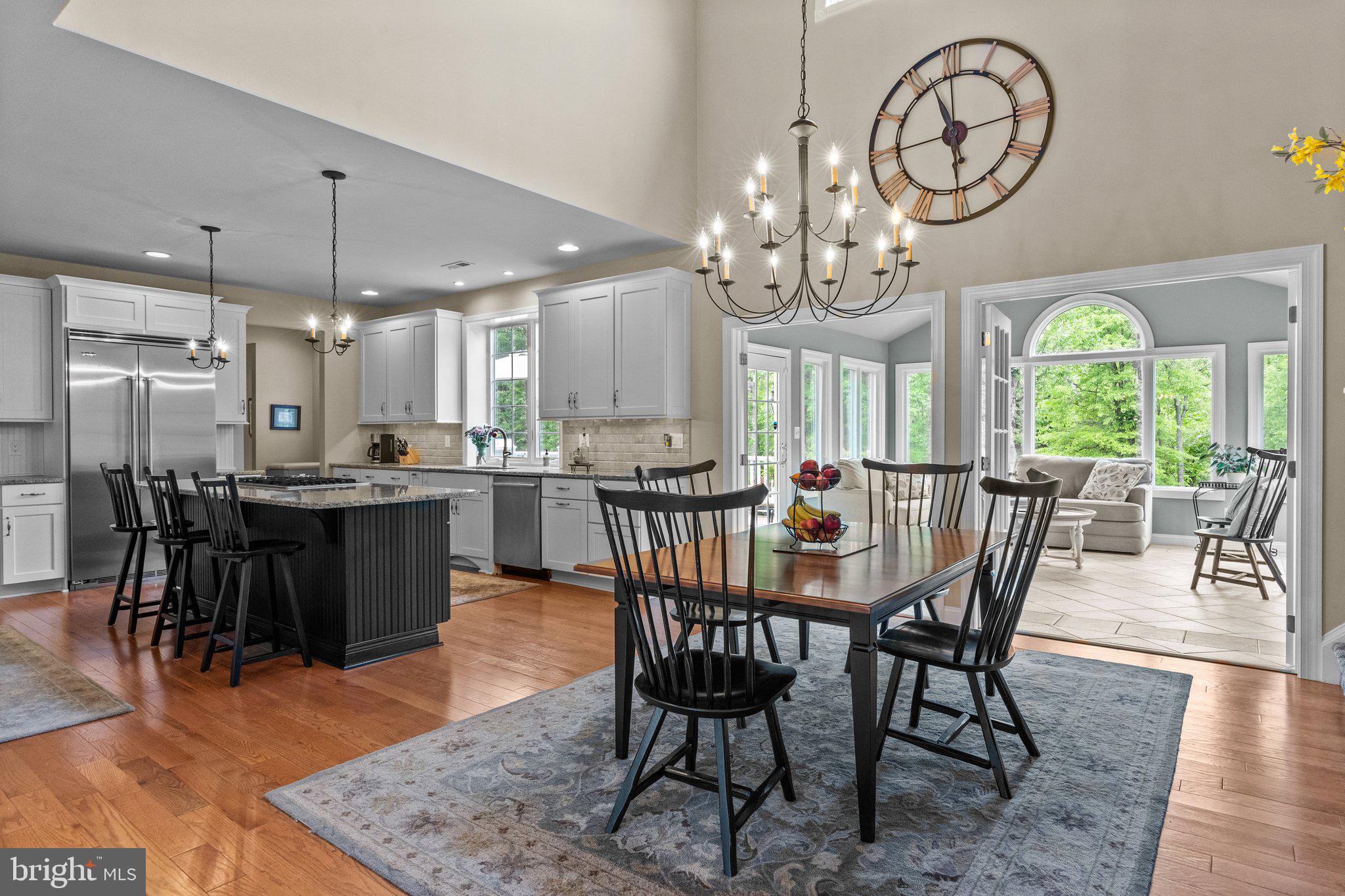 RIVER CROSSING - Residential