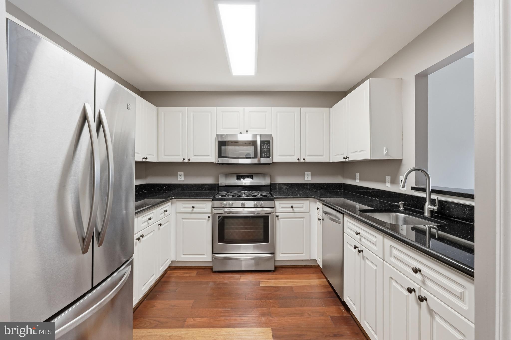 20583 SNOWSHOE SQUARE 301
