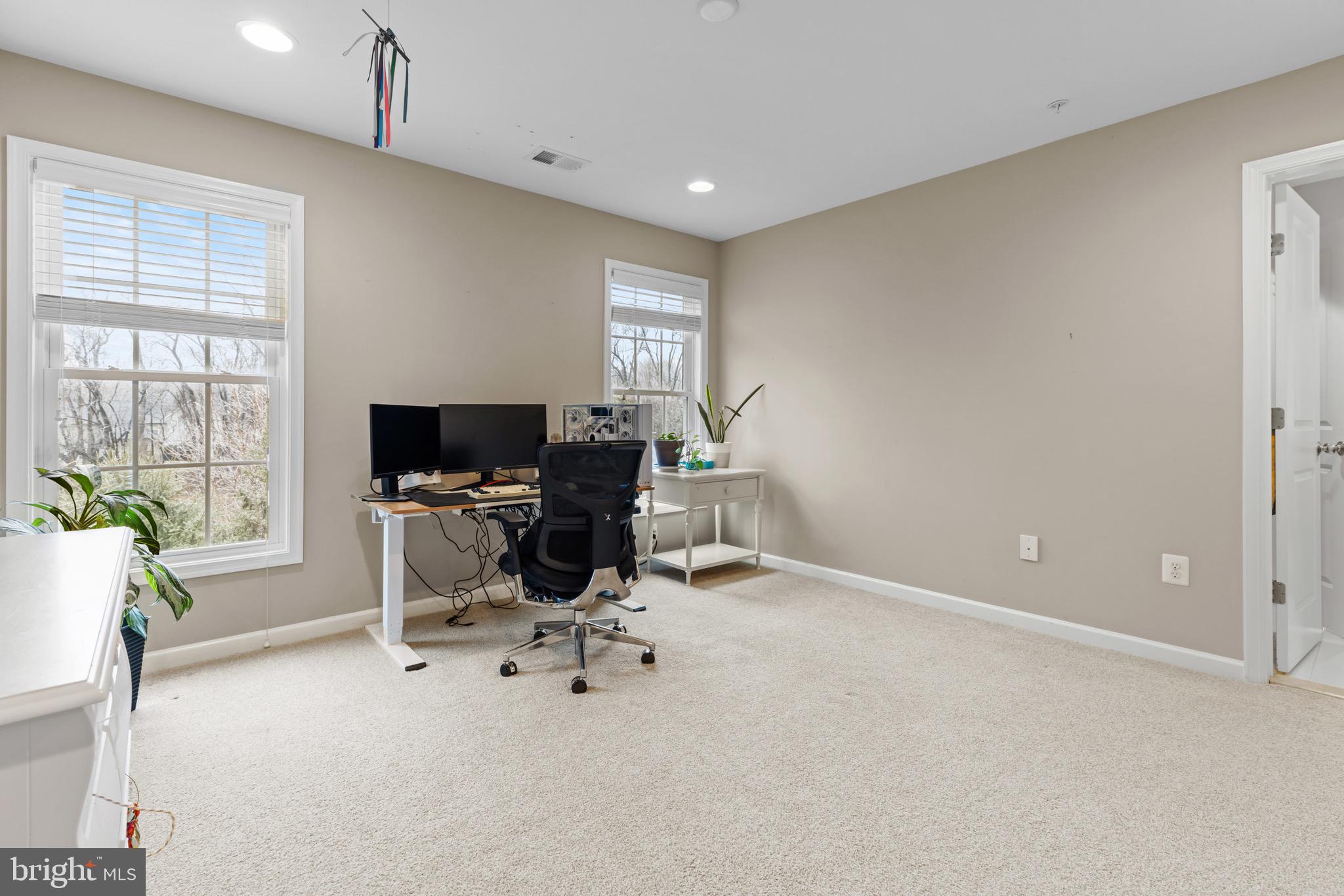 HALLMAN GROVE - Residential Lease