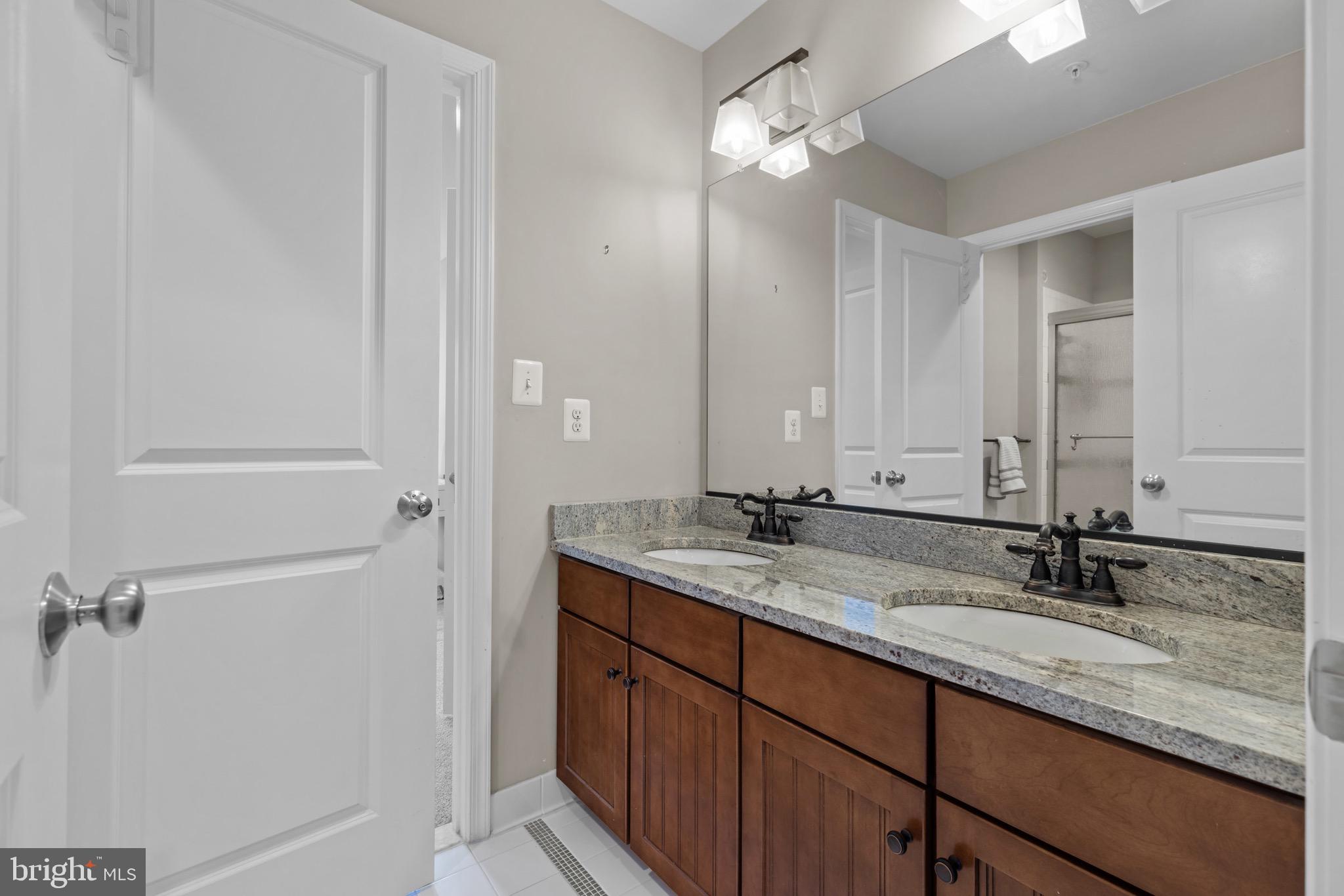 HALLMAN GROVE - Residential Lease