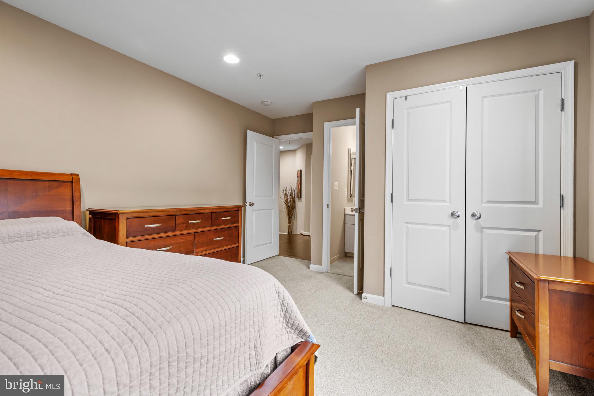 HALLMAN GROVE - Residential Lease